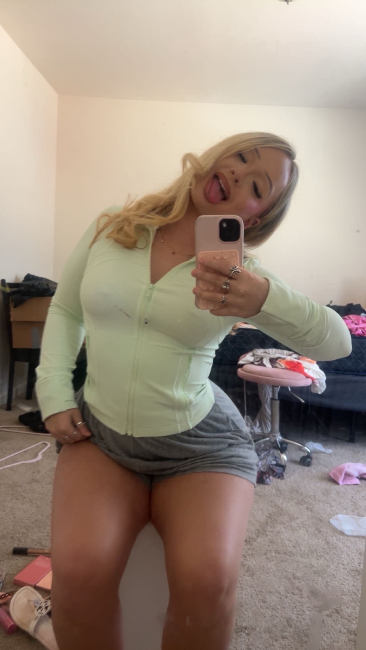 @skyandreaa