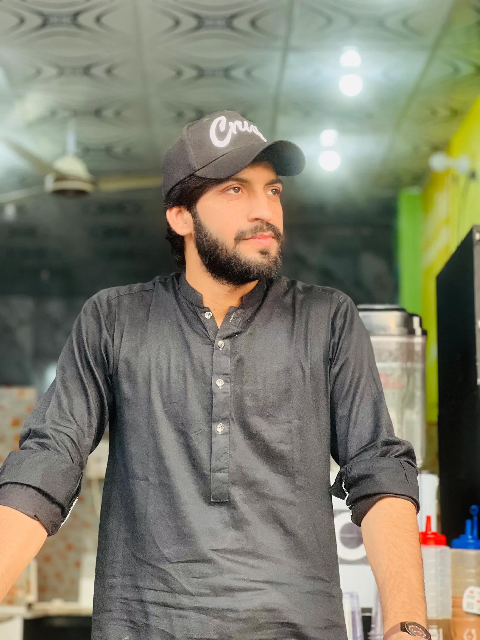 @𝐑𝐎𝐌𝐄𝐎 ✌🏻