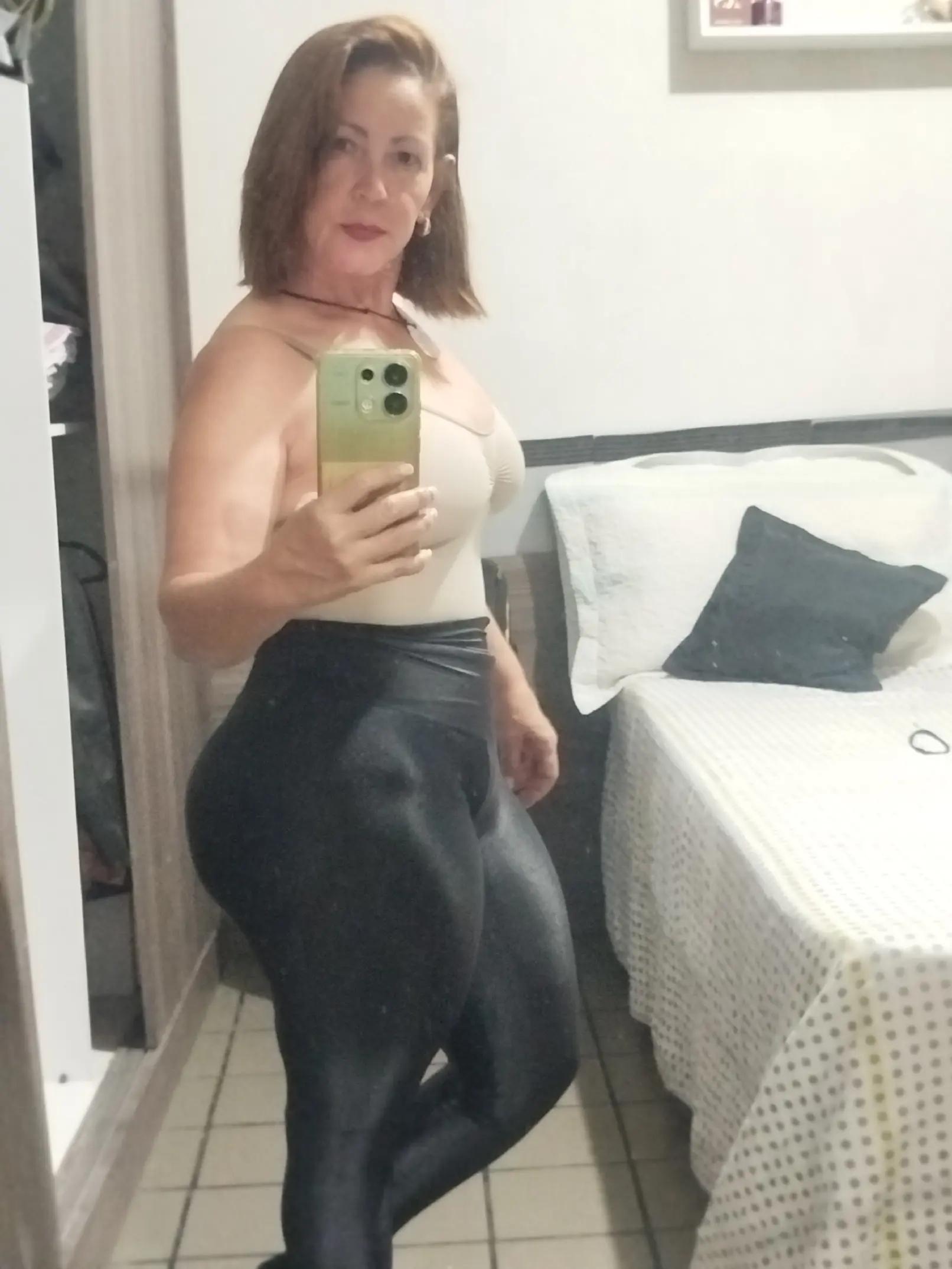 @suzycleiaferreira