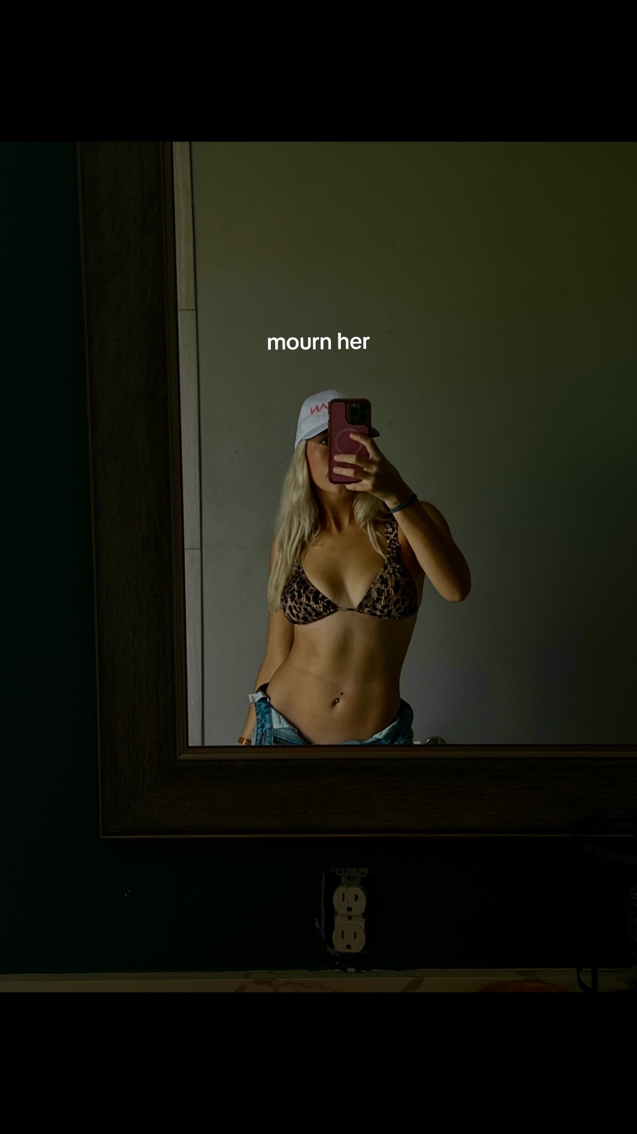 @carolinenorrell