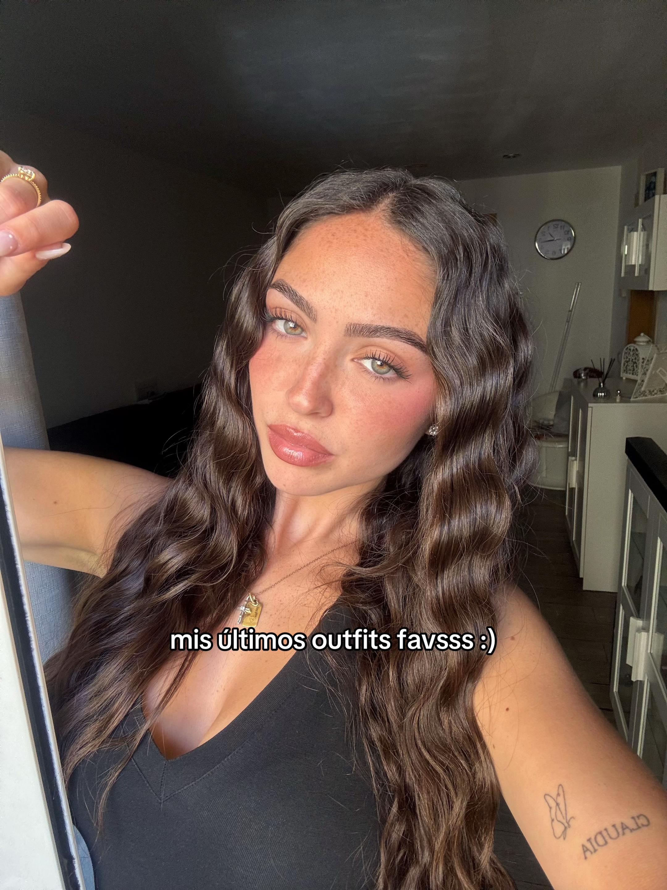 @Carlita