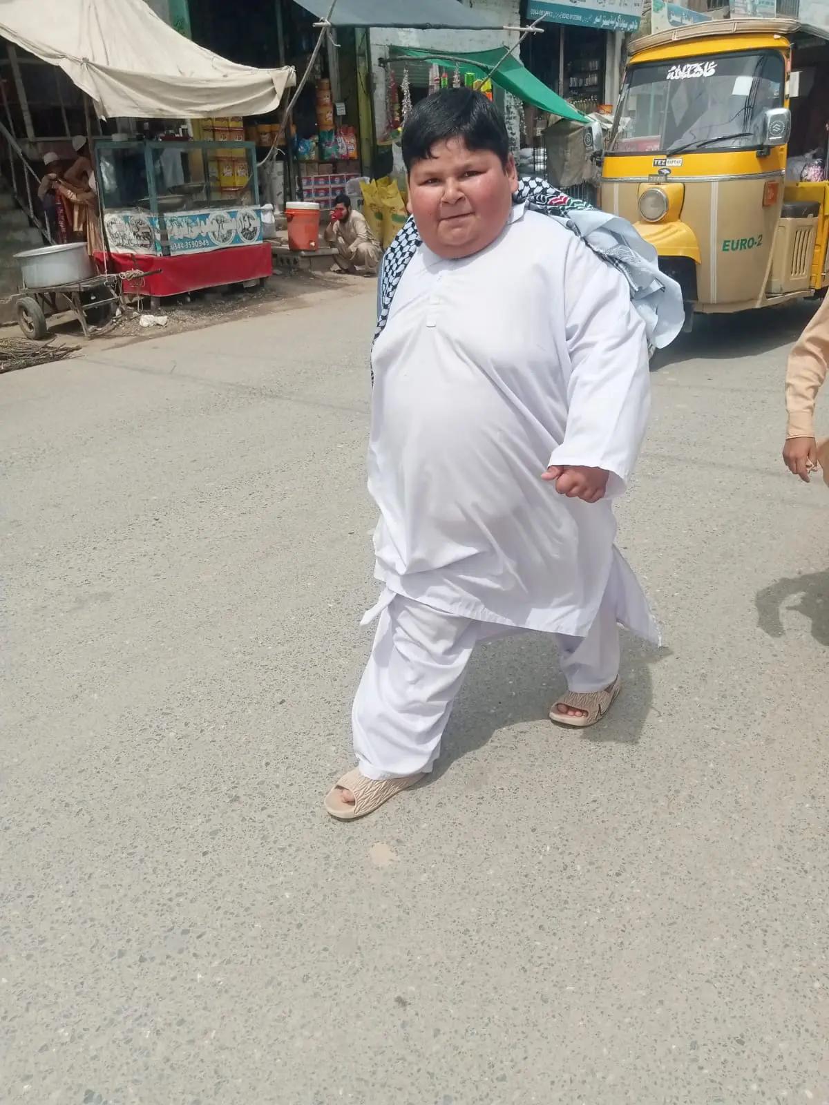 @Chota Khan Baba