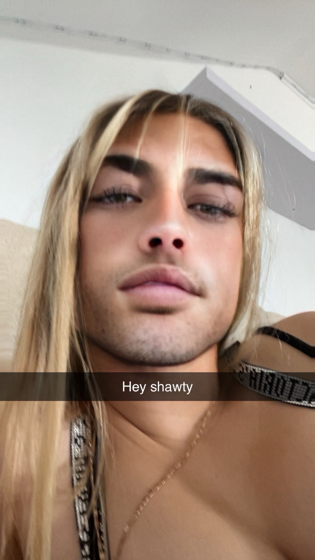 @Elisa