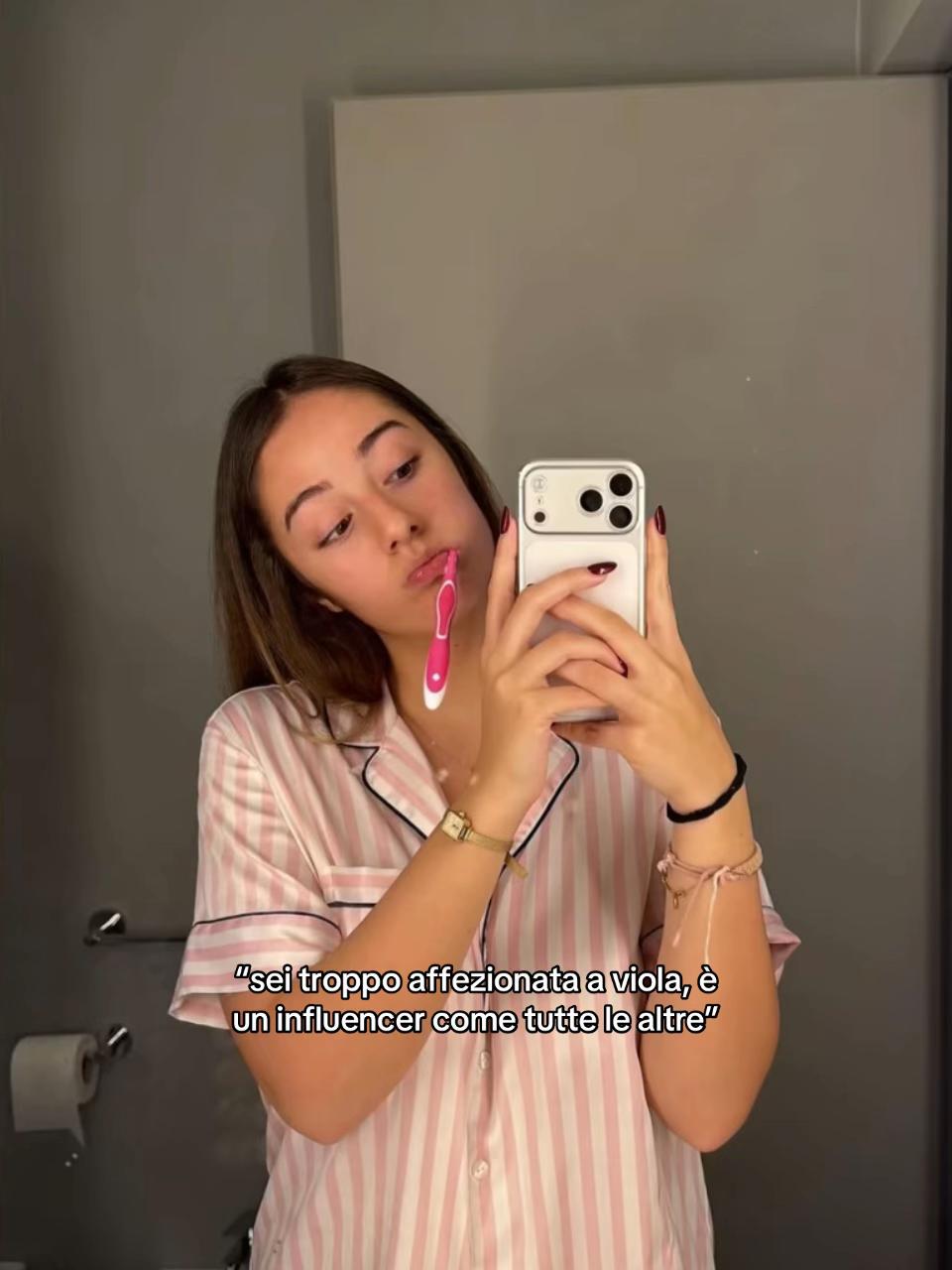 @𝓼𝓱𝓲𝓷𝓮𝓸𝓯𝓫𝓬𝓵𝓾𝓫💗