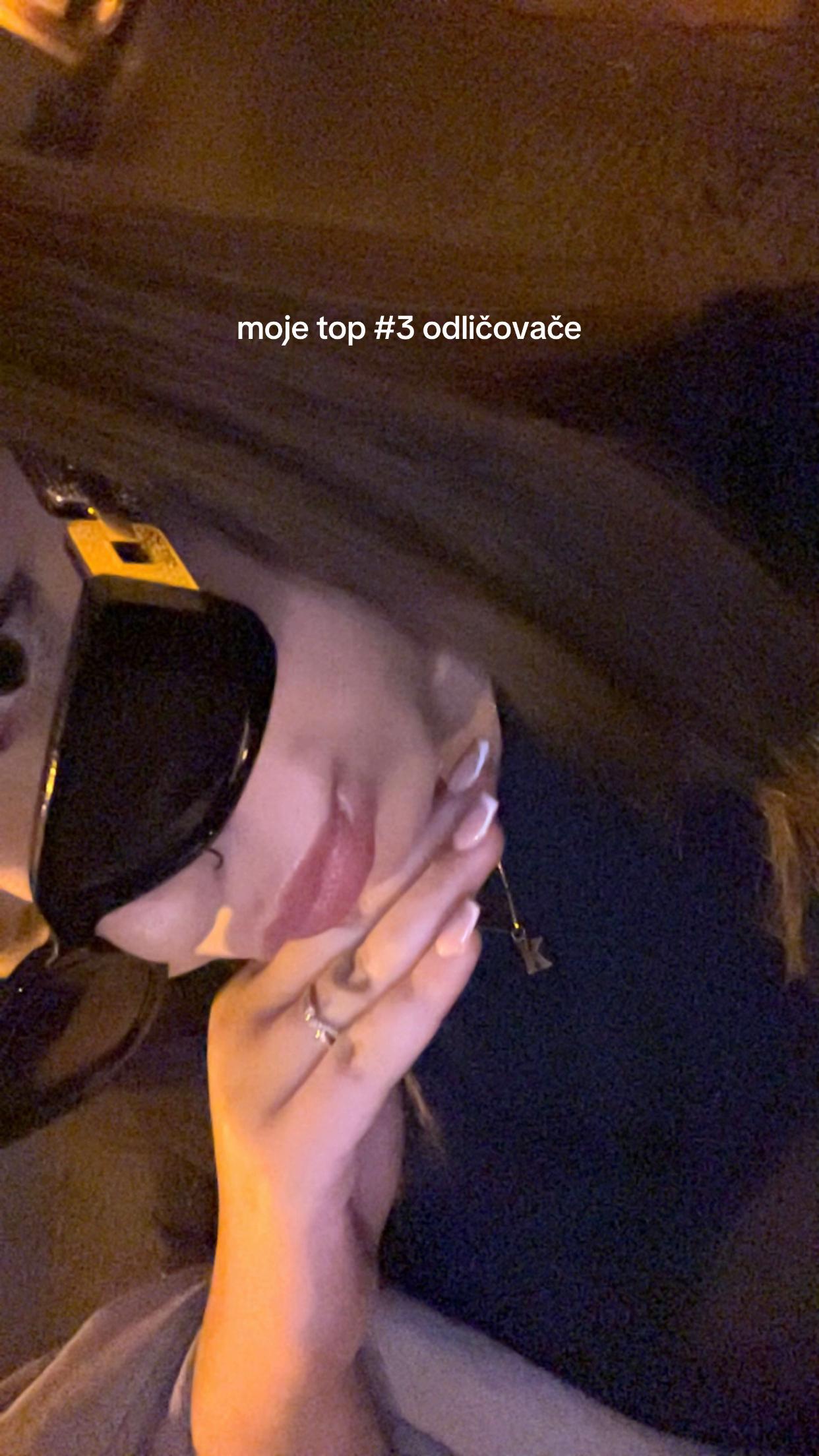 @𝐂𝐡𝐢_𝐚𝐫𝐤𝐚𝐚🌸🤍
