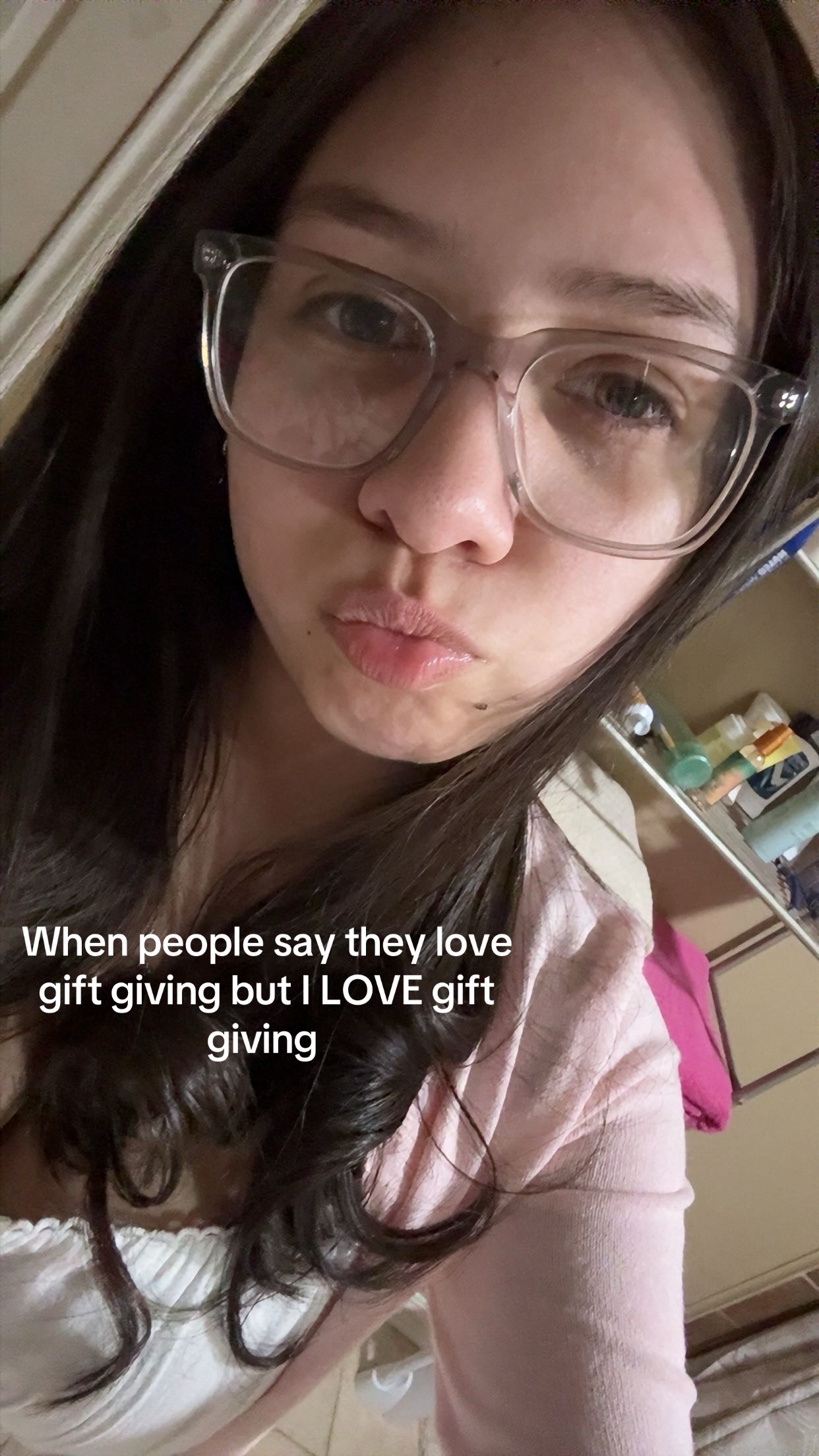 @kellybelly