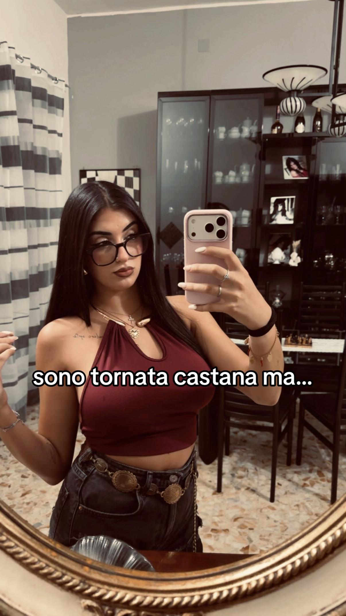 @_annarella___