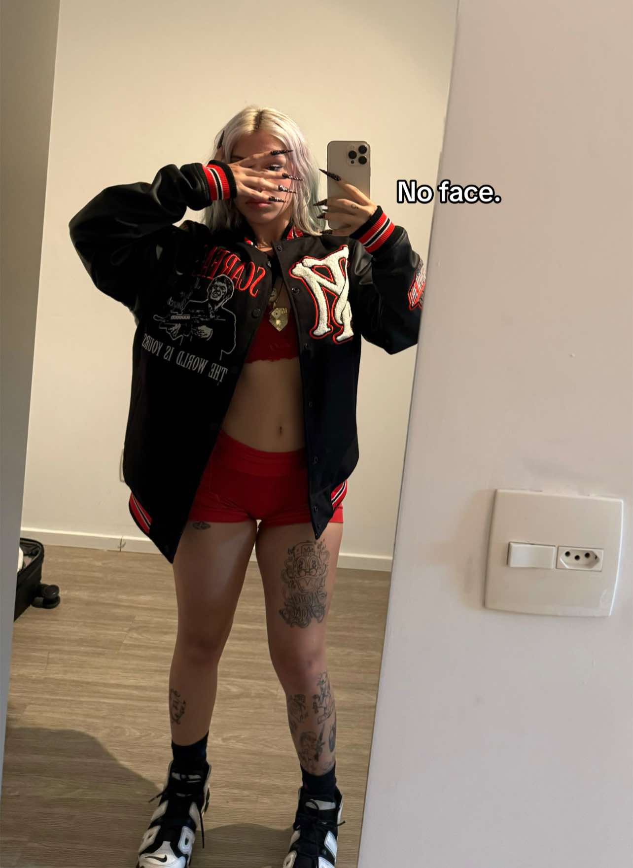 @ANAJU