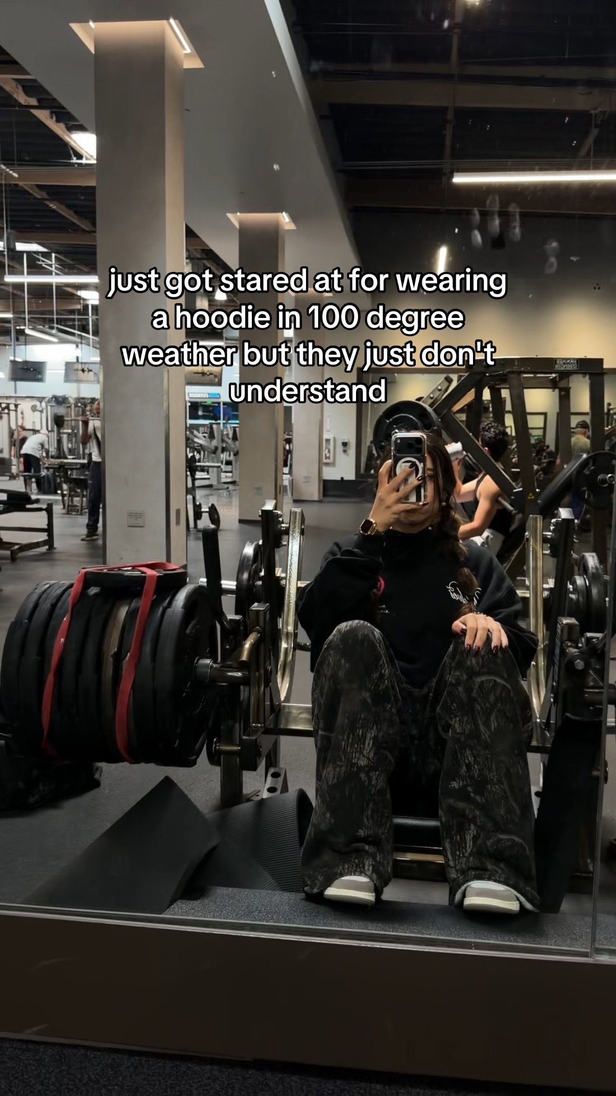 @danigoingsfit 𒉭