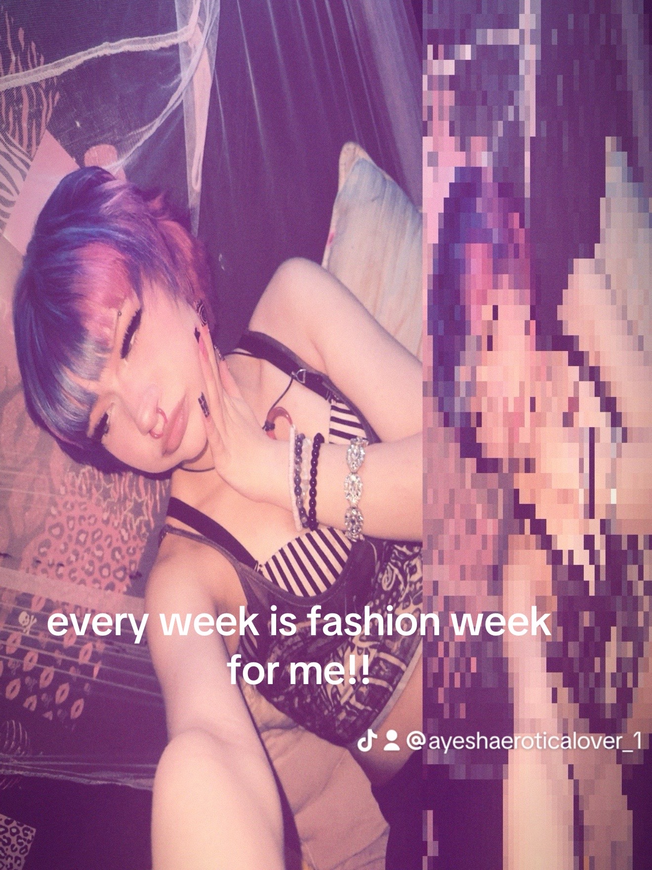 @ayeshaeroticalover_1