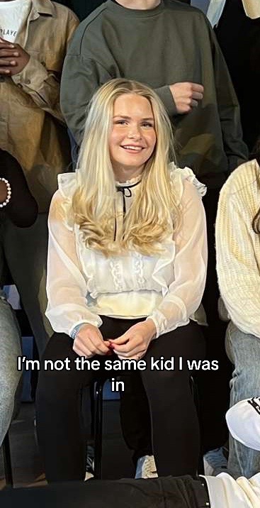 @👸🏼🏎️
