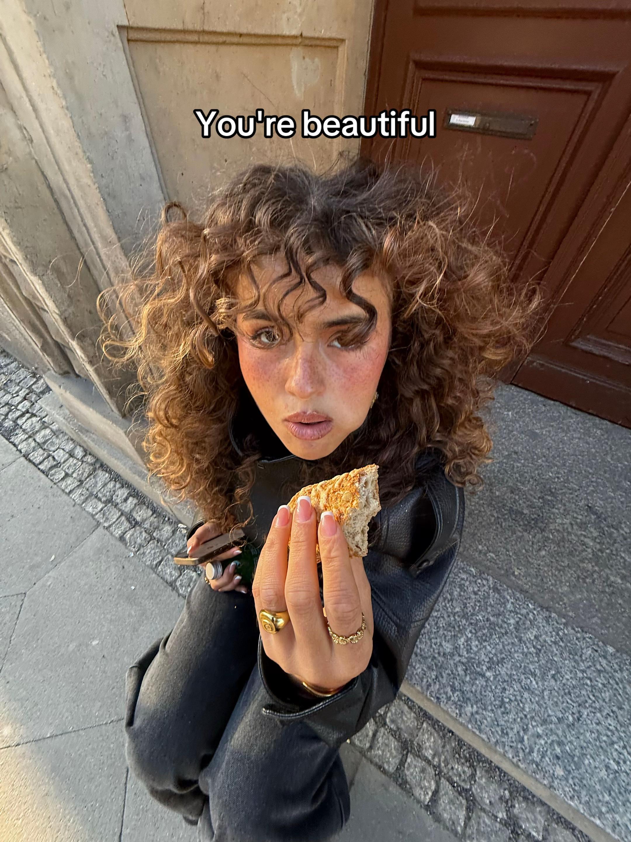 @Mounia