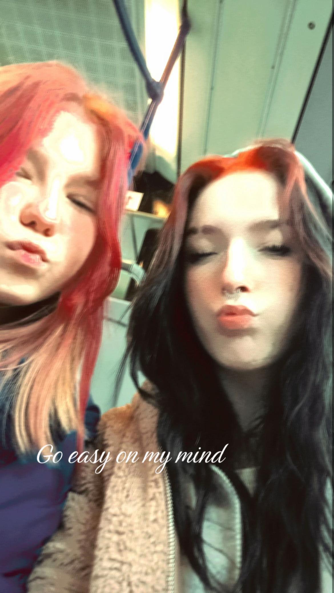 @Czarnulkaa🖤😝