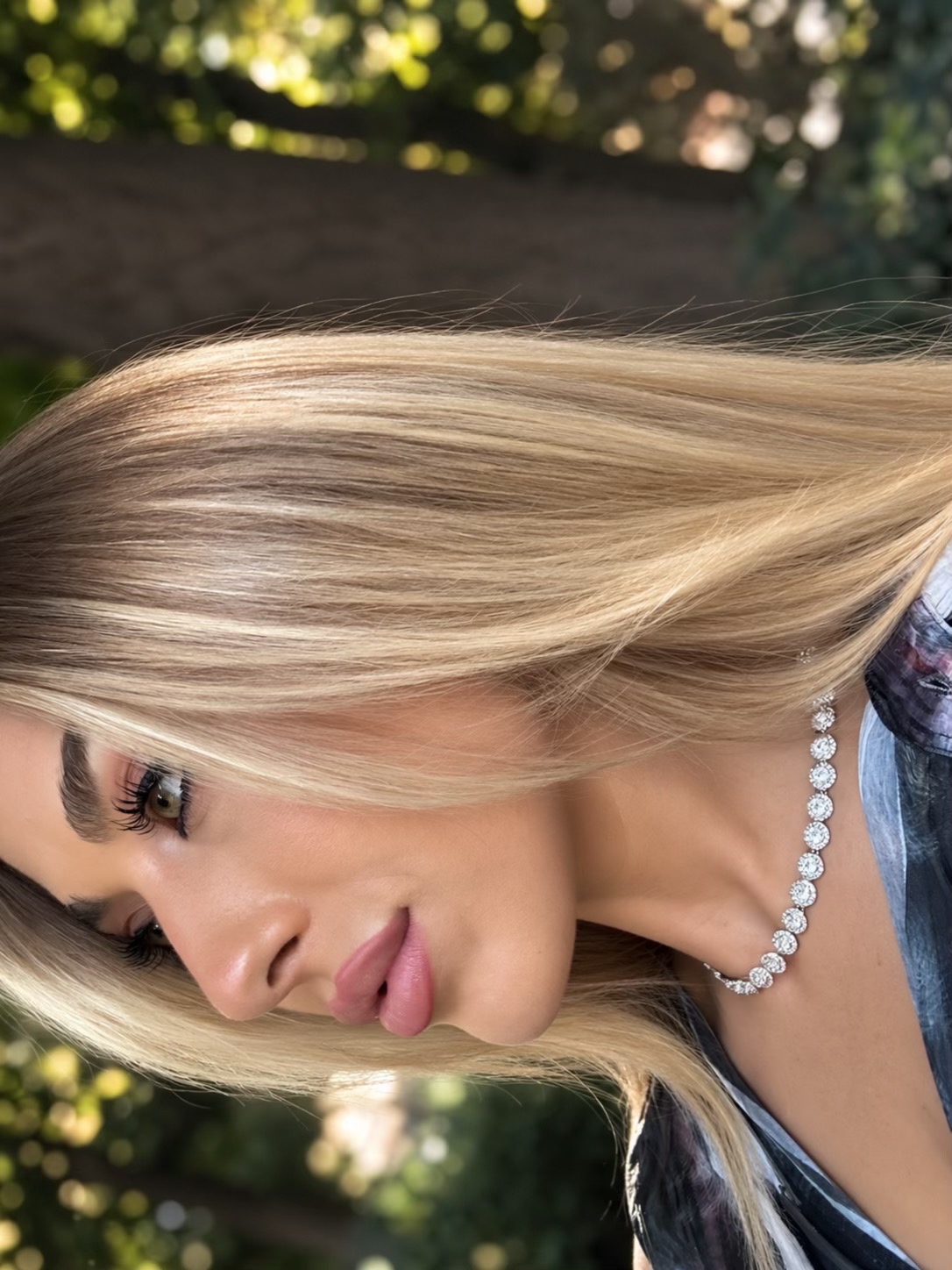 @R✨