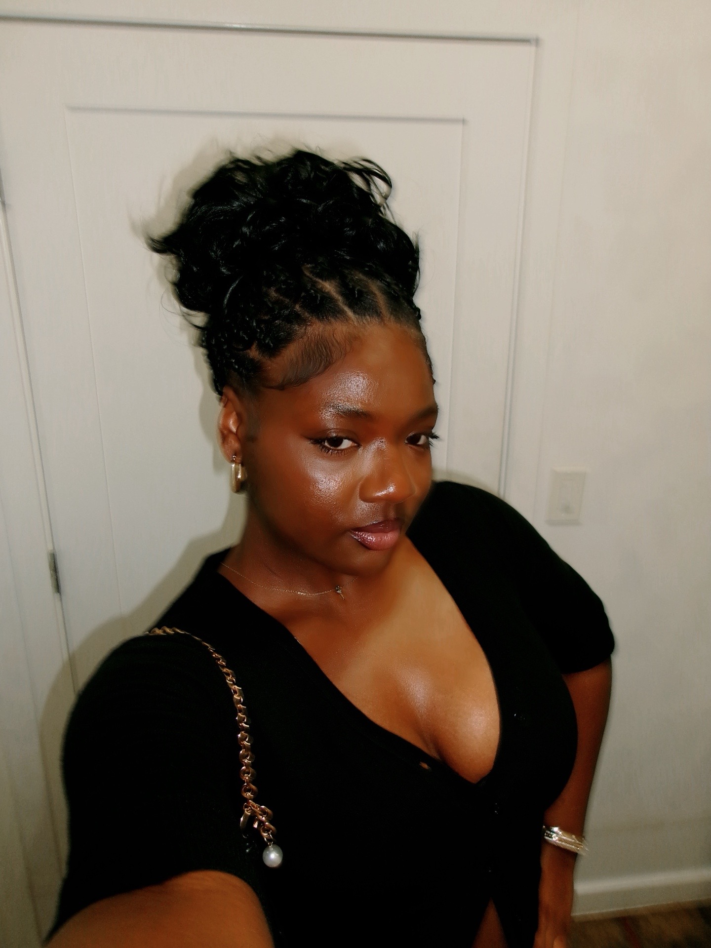 @missmonyaa