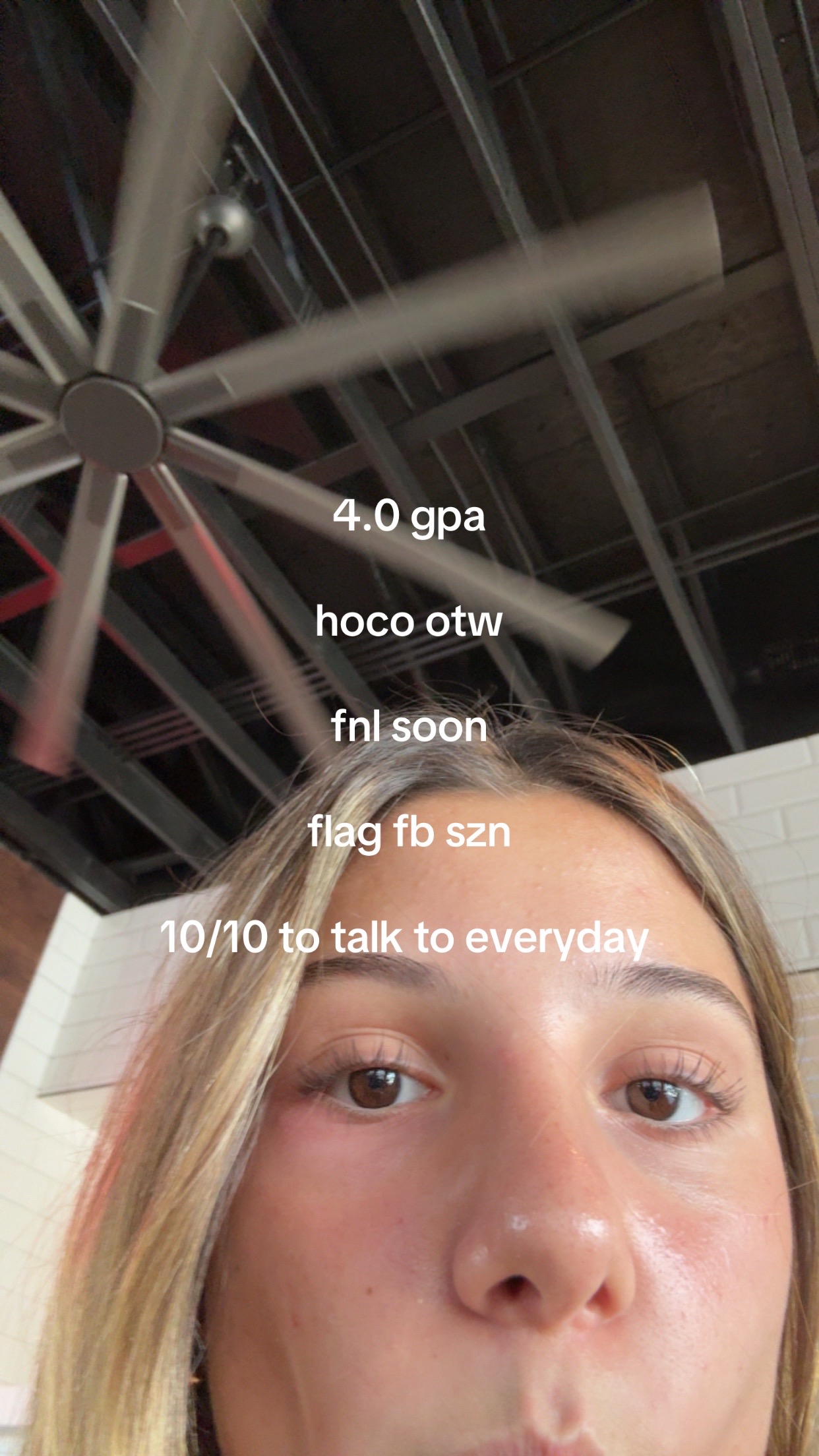 @adriana_house