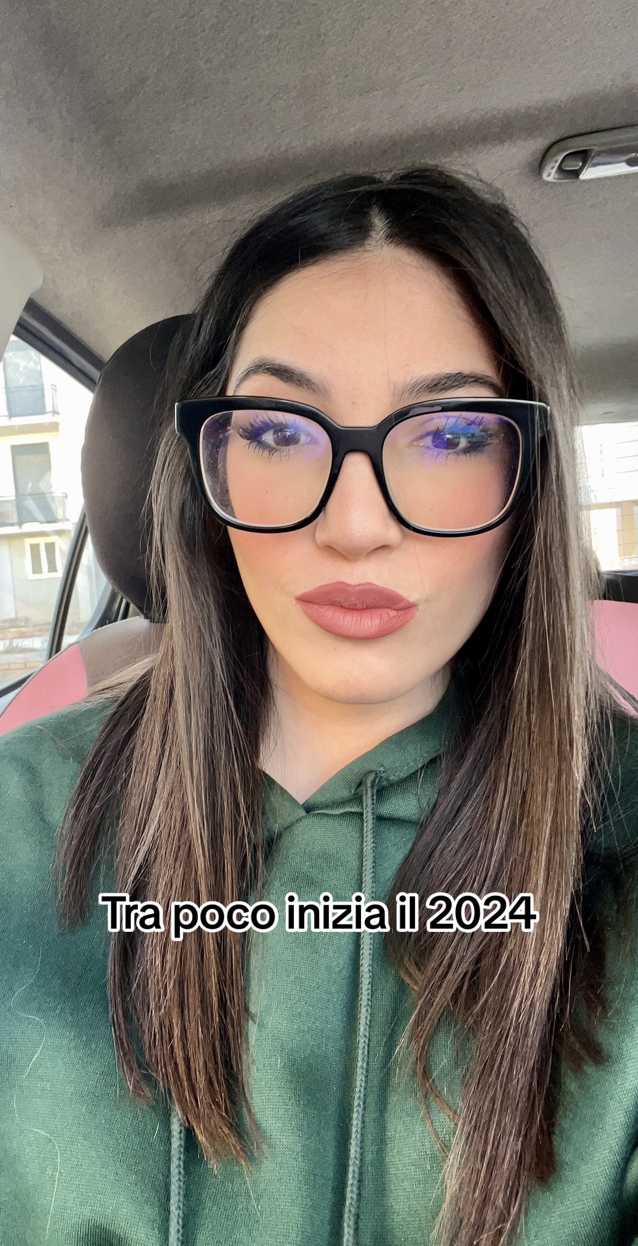 @Cora