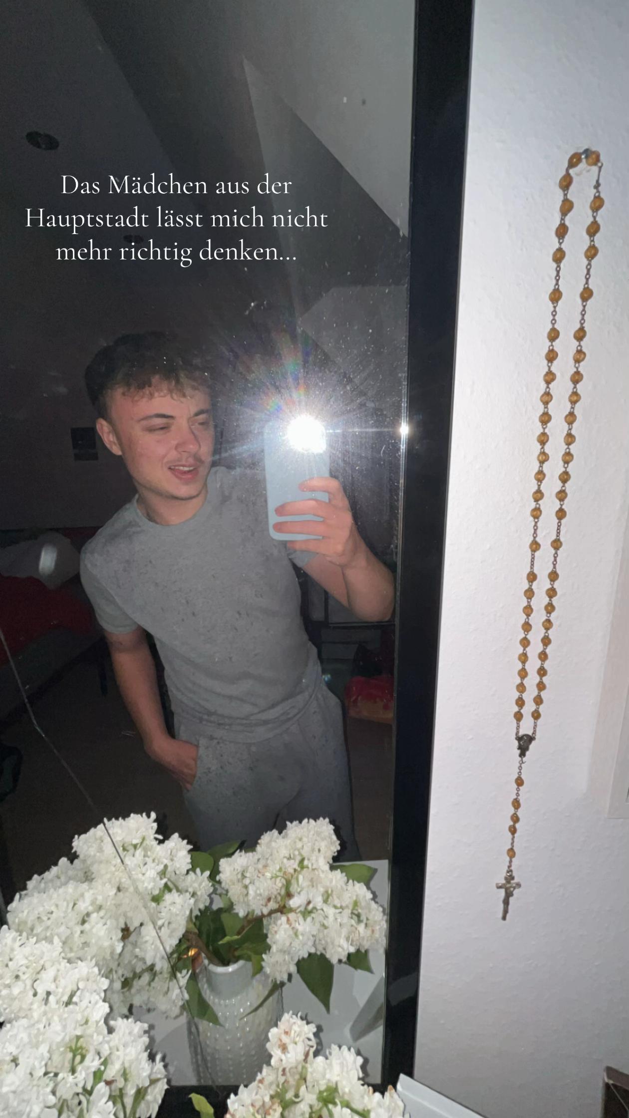 @𝙵𝚊𝚞𝚜𝚝🇩🇪