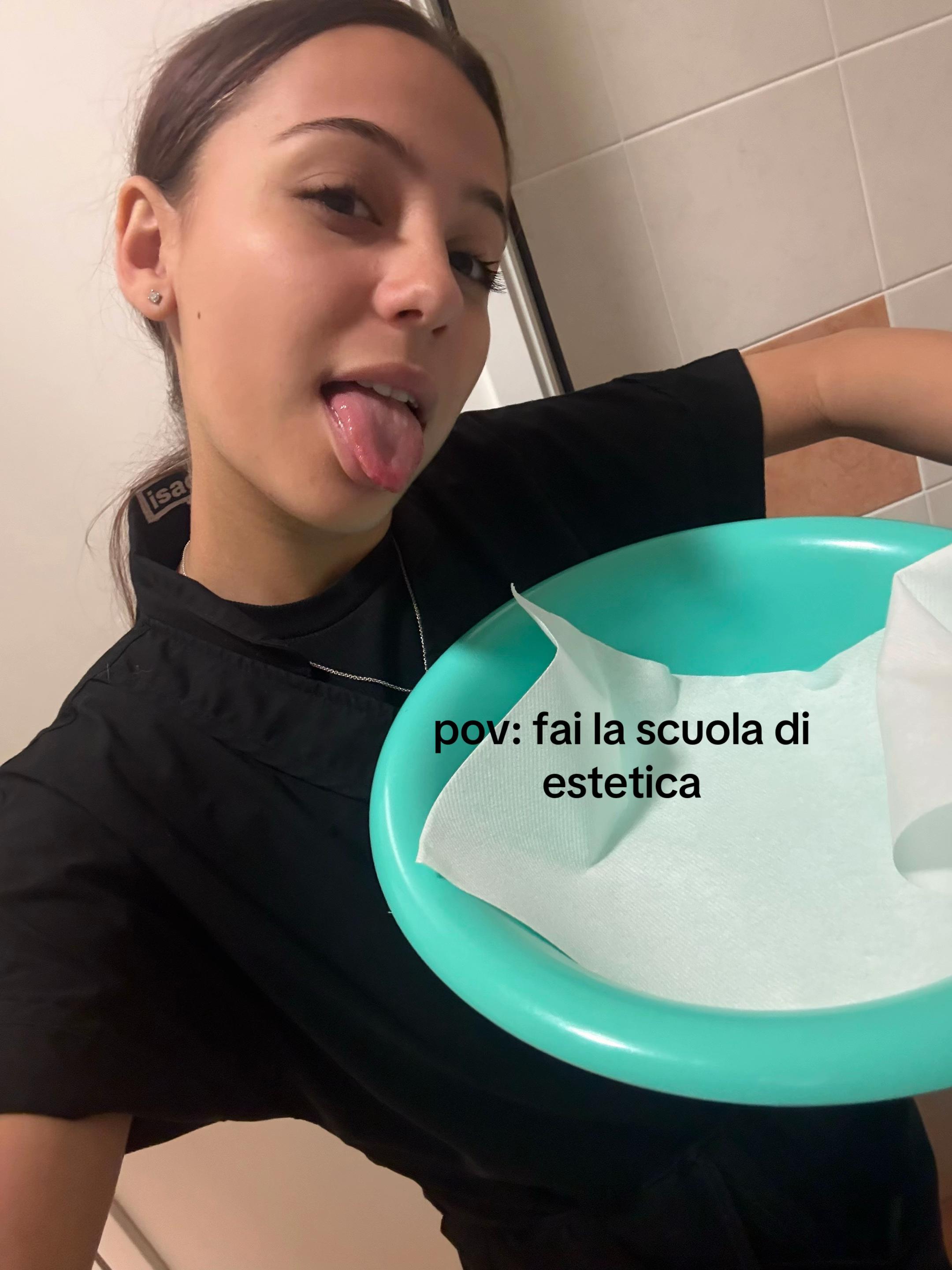 @alisaaa