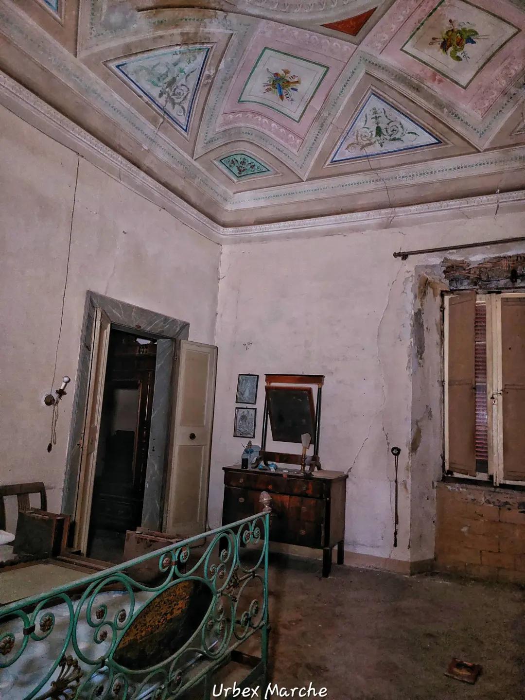 @Urbex Marche