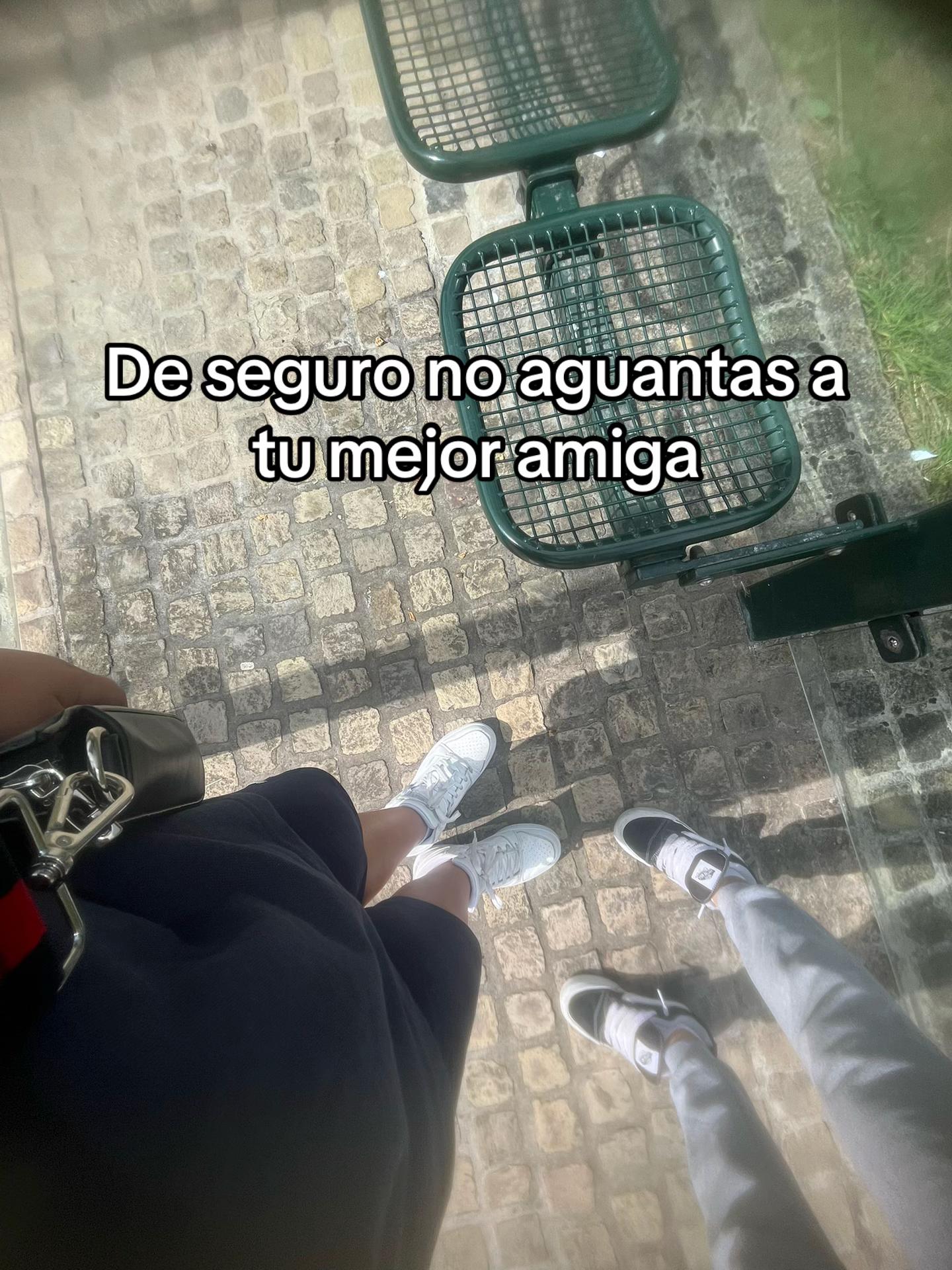 @Laur🇪🇦🇹🇩