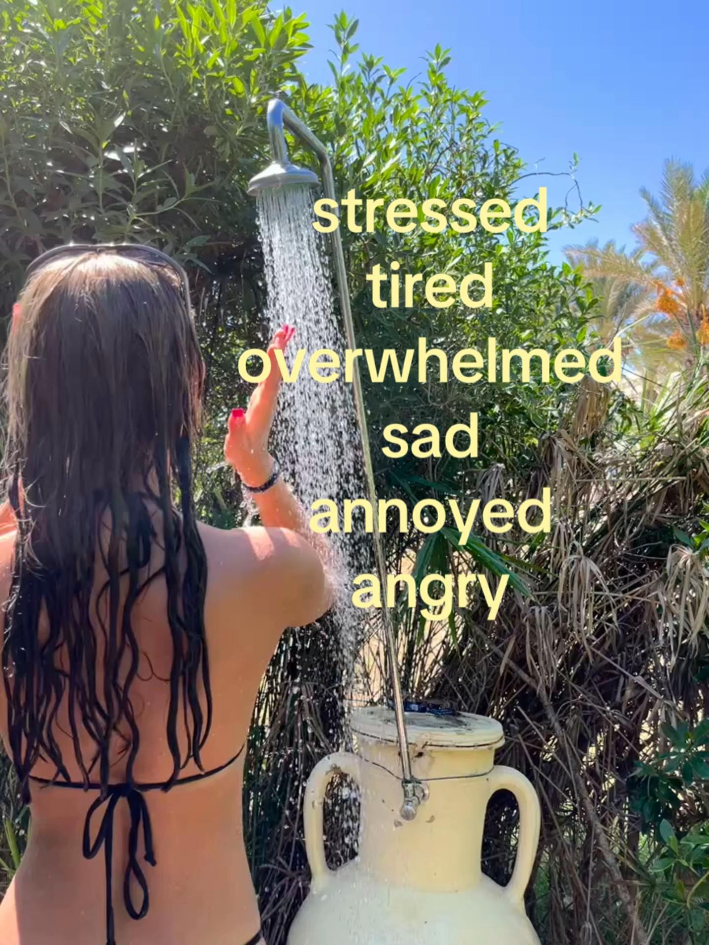 @𝘦𝘭𝘪𝘻𝘢