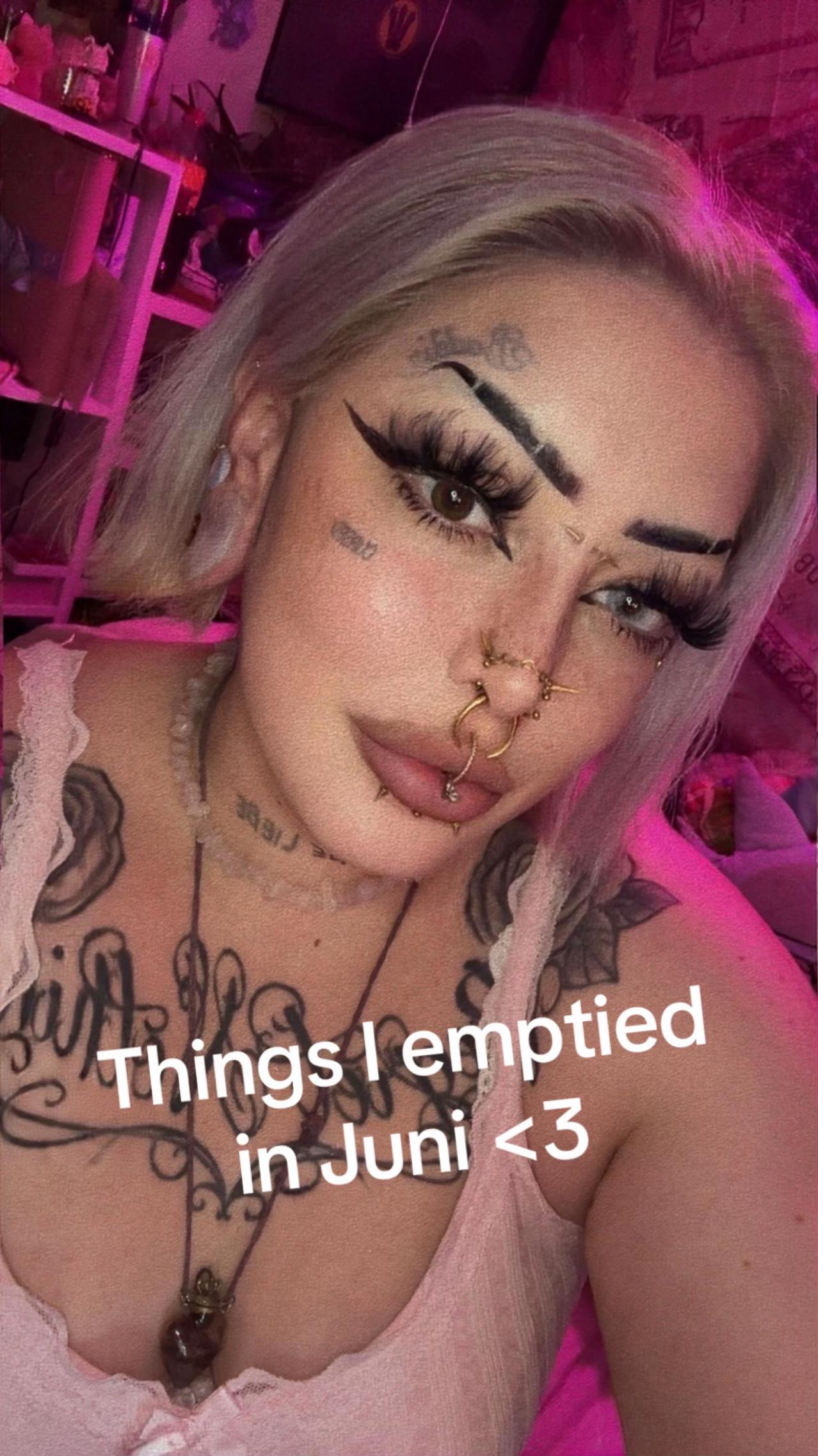 @curseddbaddie