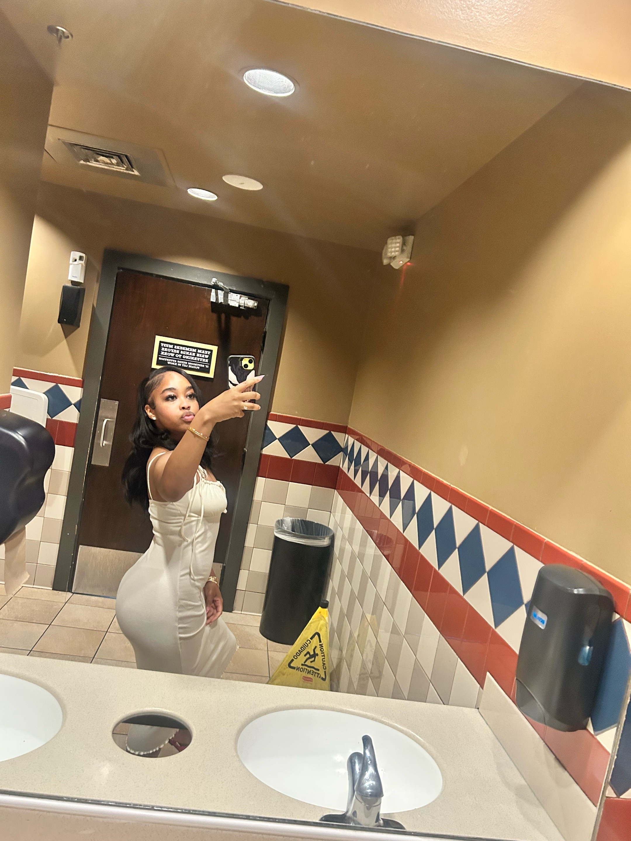 @therealariaj