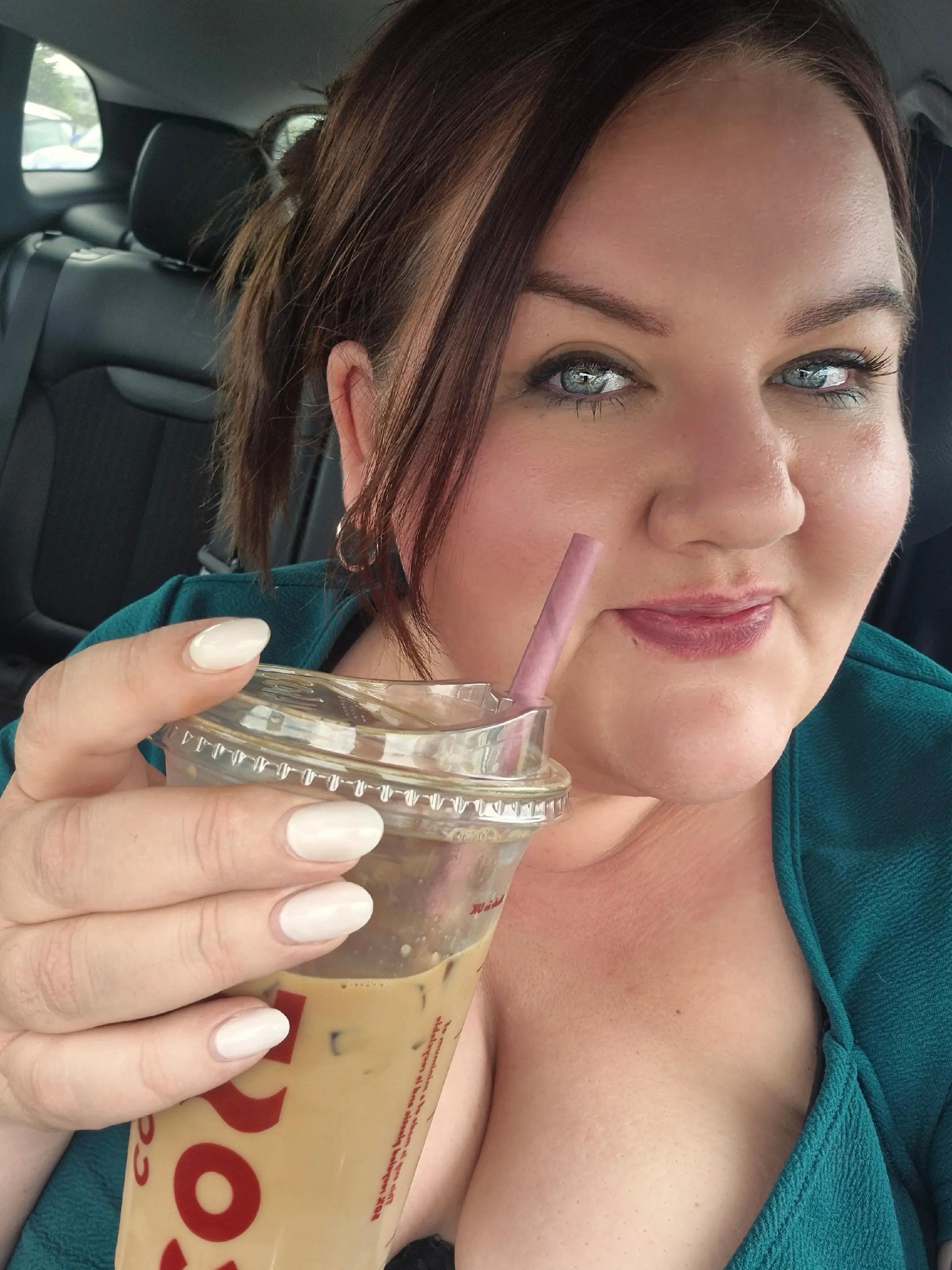 @Laura | Plus Size Confidence