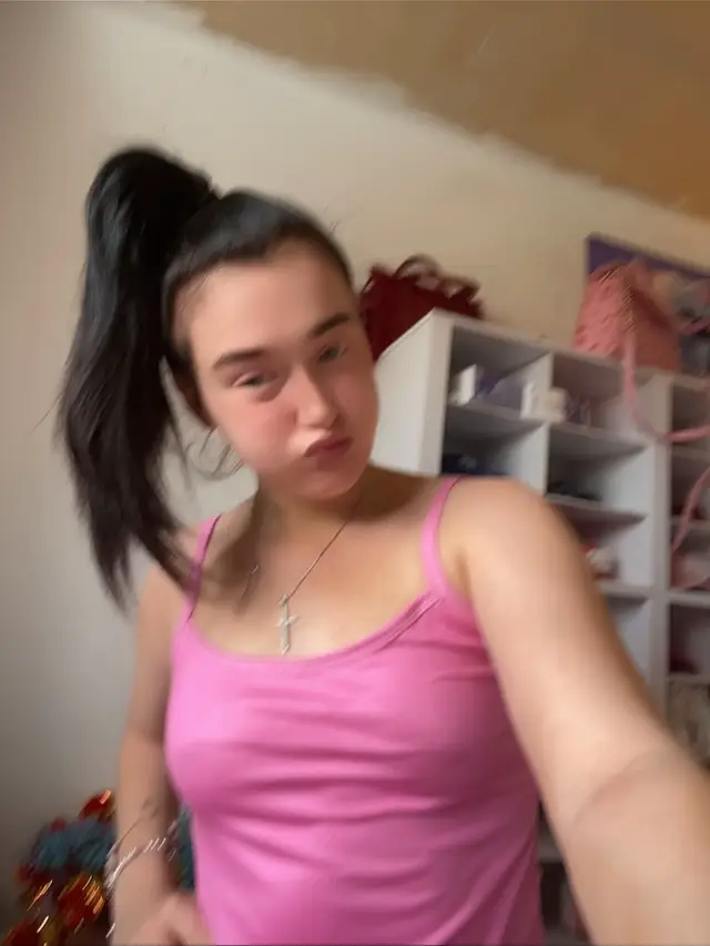 @Sophia🤫