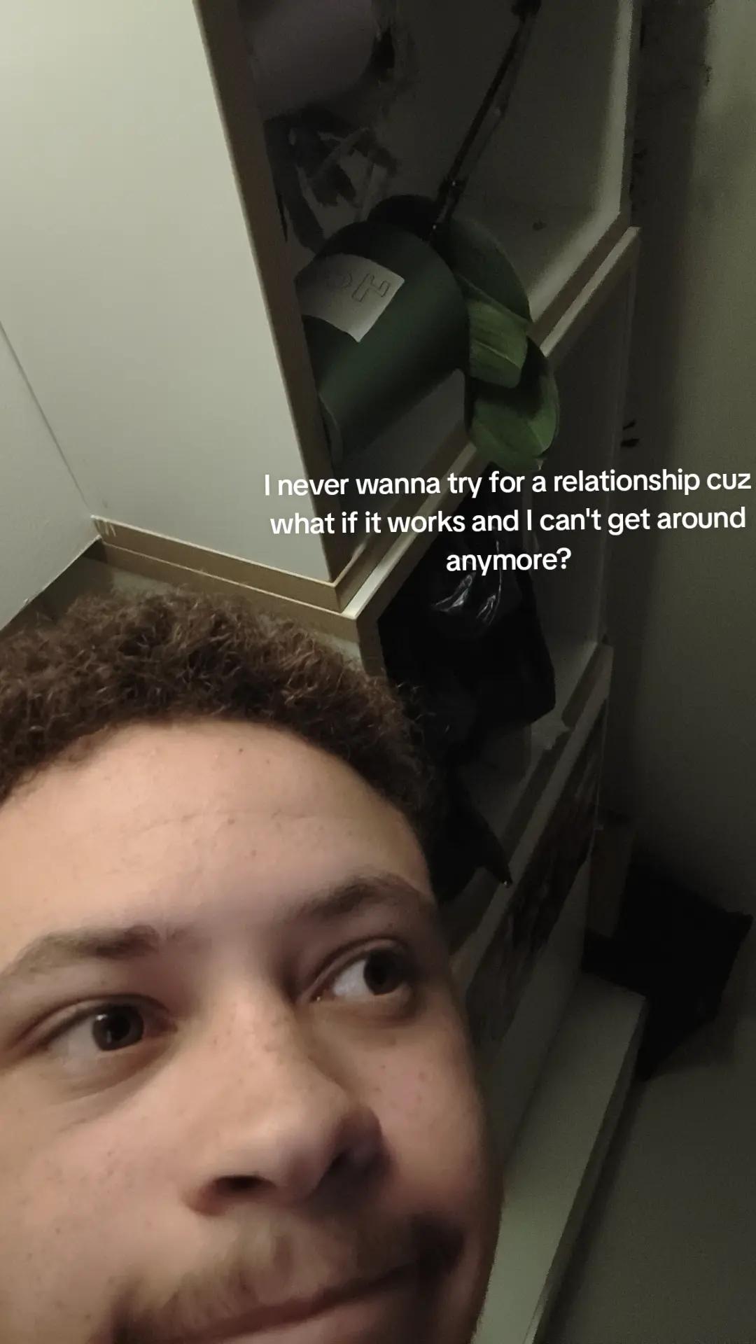 @ZMRand0_