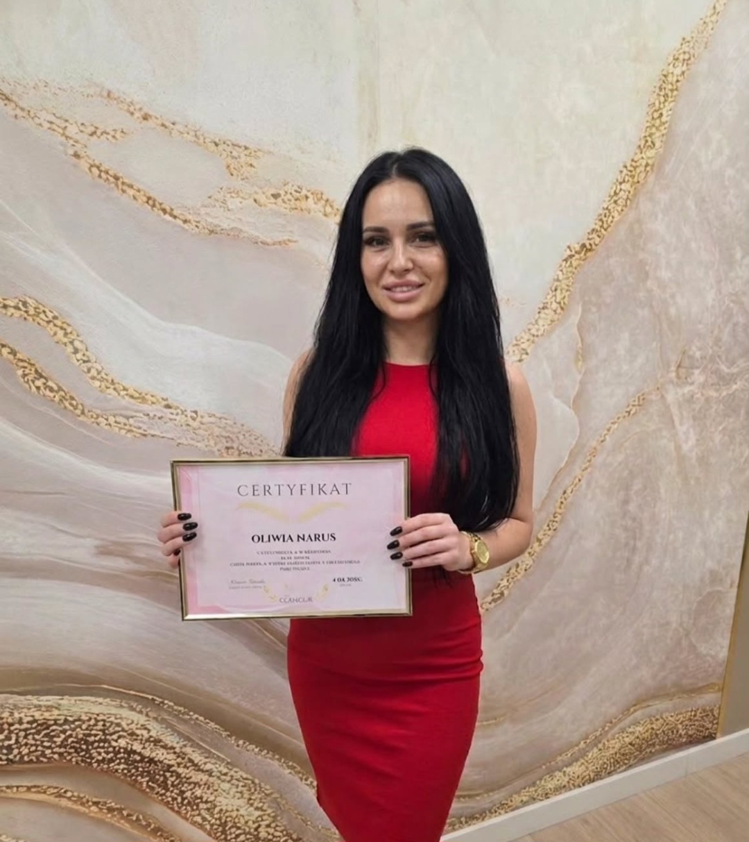 @glamour.realbrows