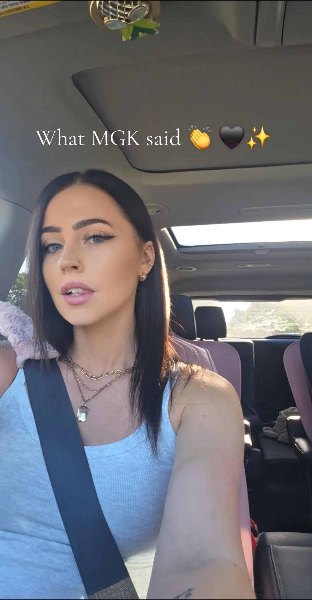 @JayBaby 🖤✨️