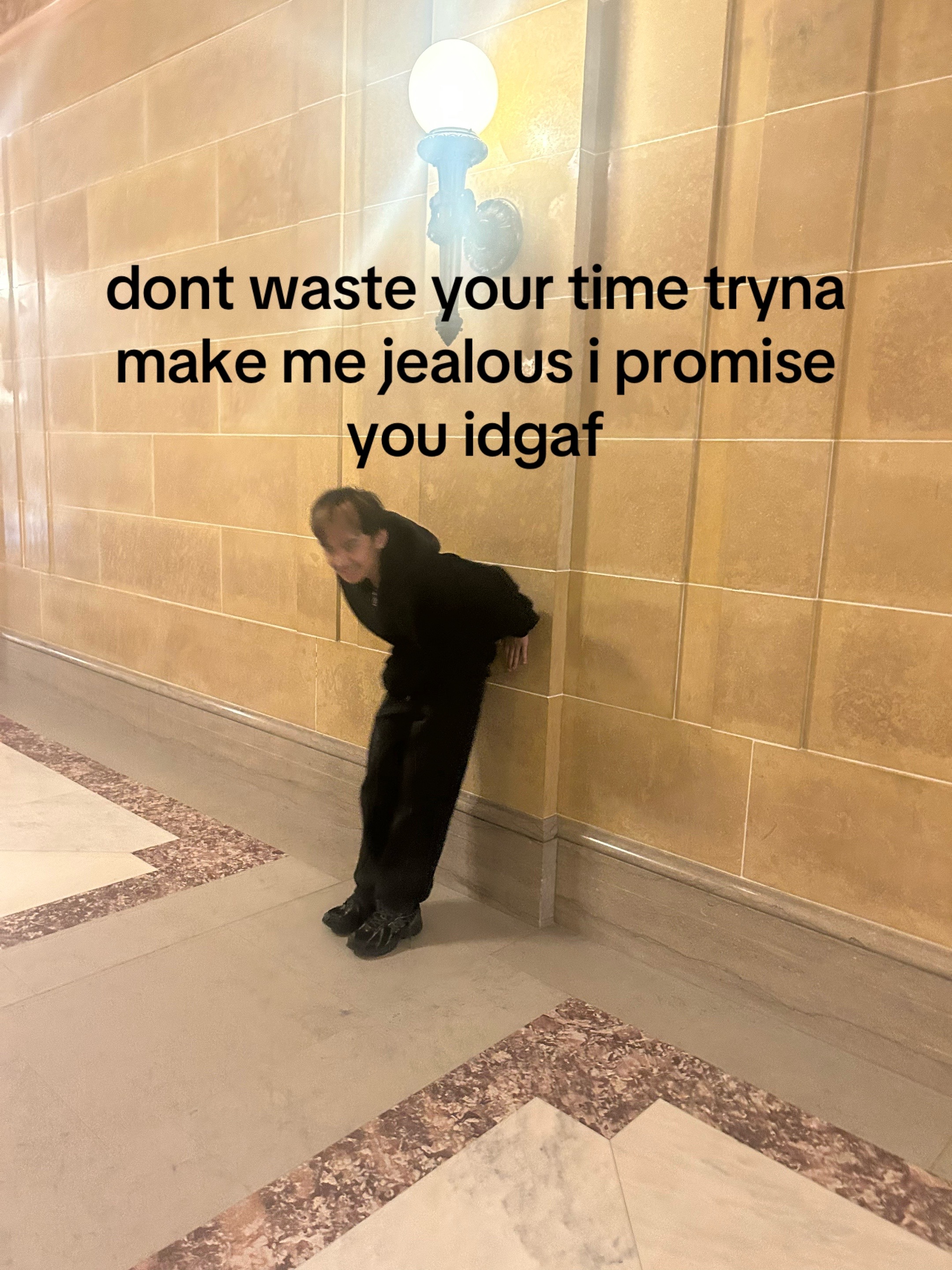 @Clyde