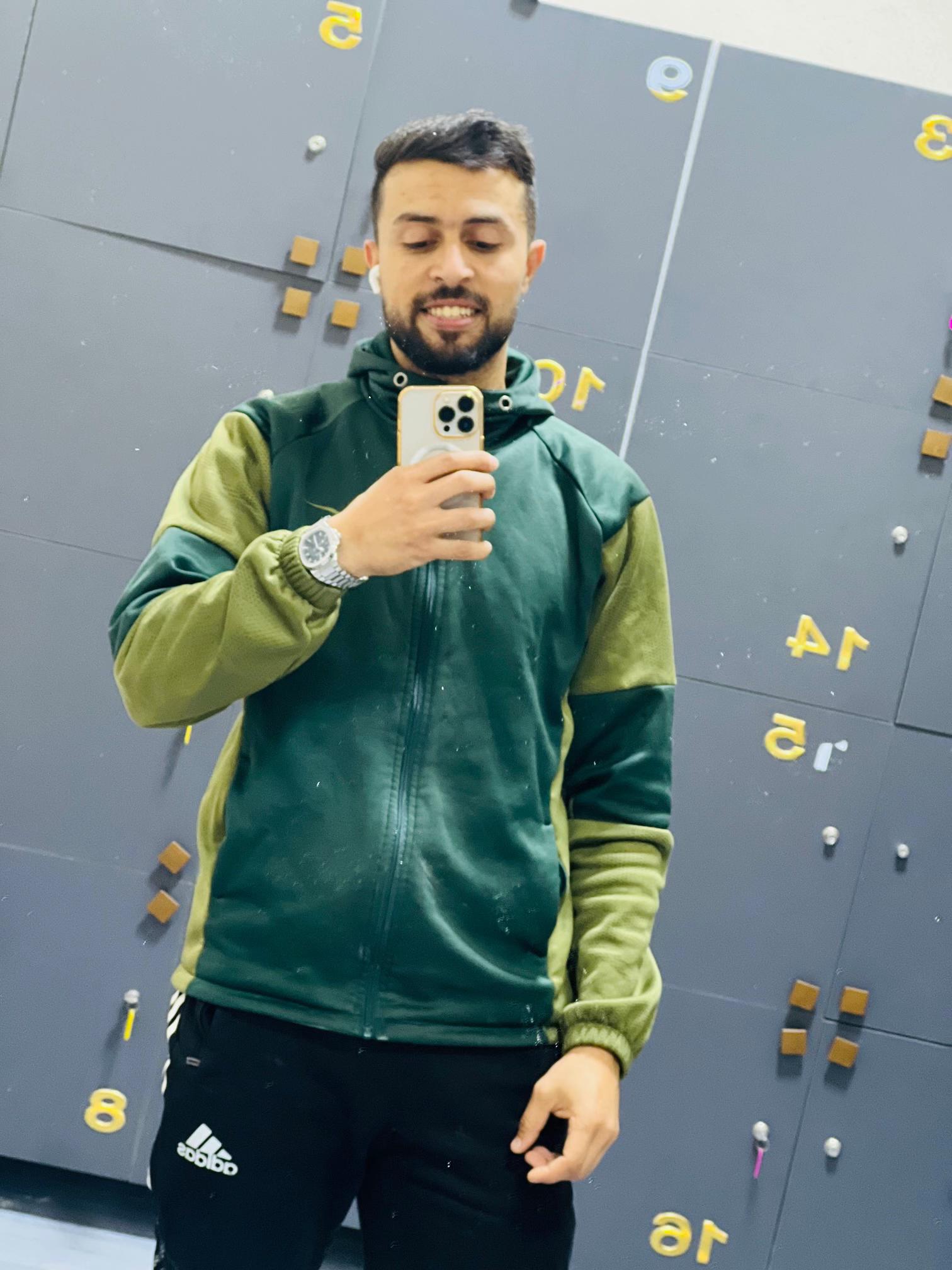 @<[بدر الشاملي]>