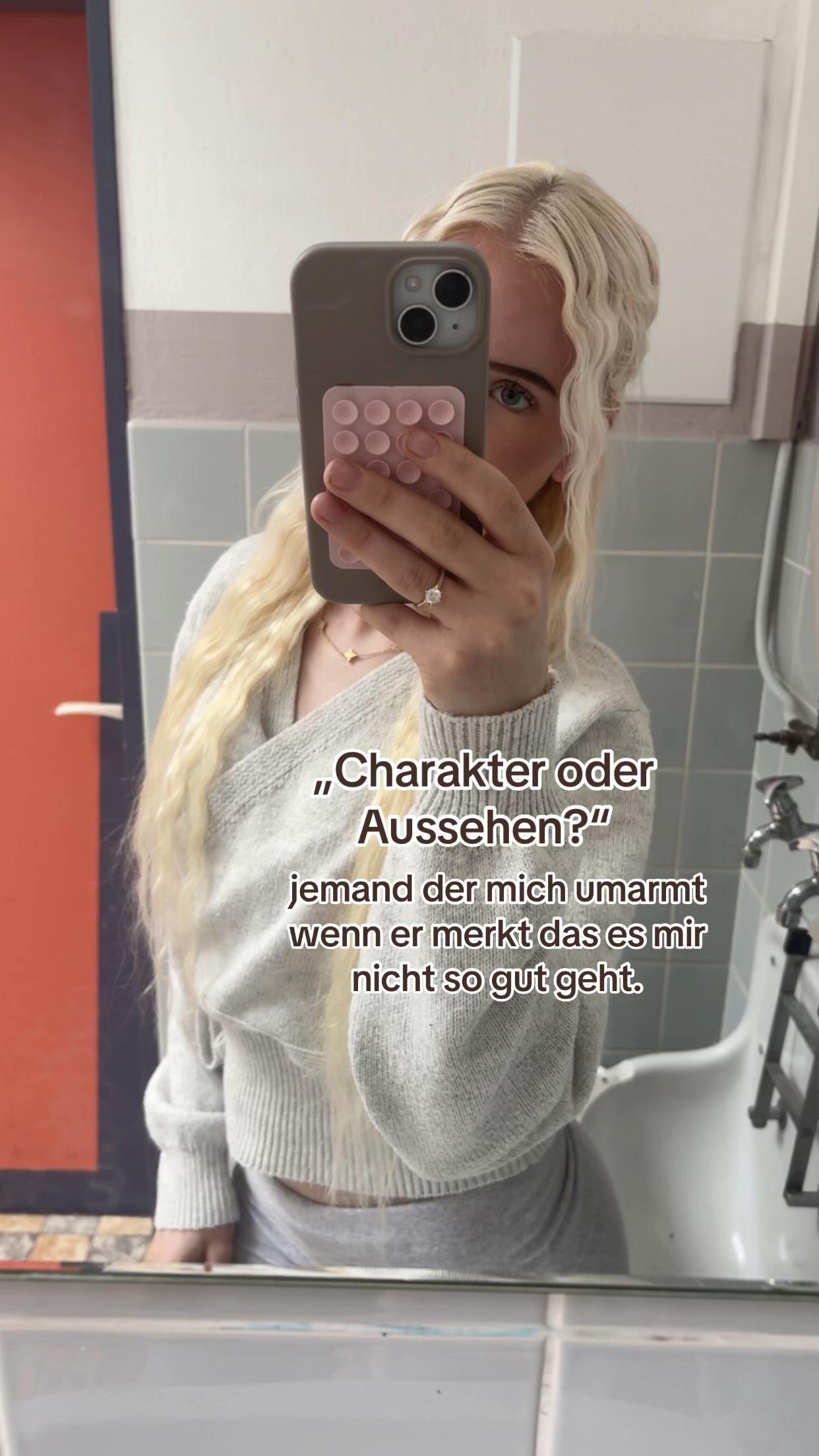 @๊จ