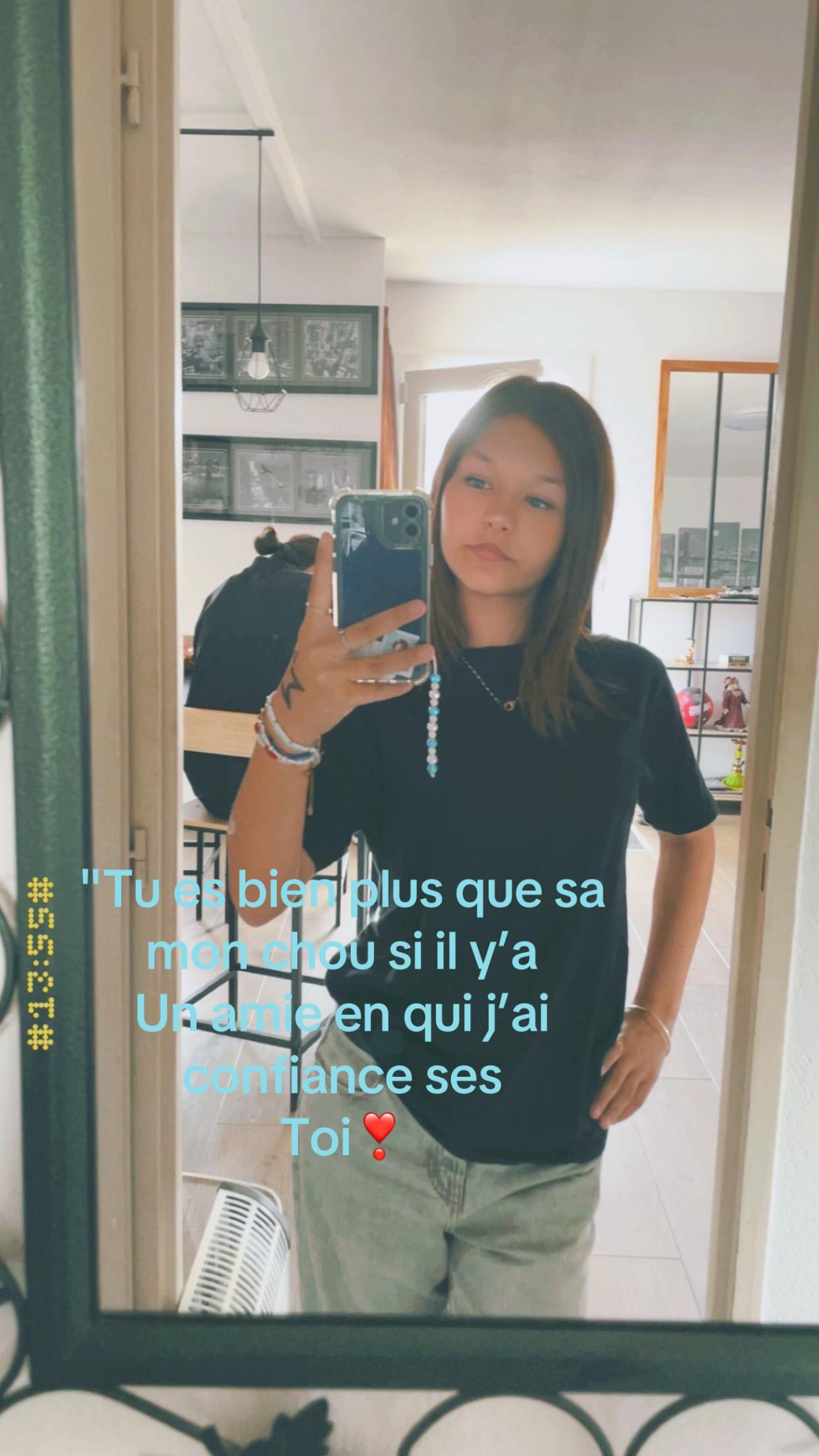 @𝐴 𝐿 𝐼 𝐶 𝐼 𝐴 🪭