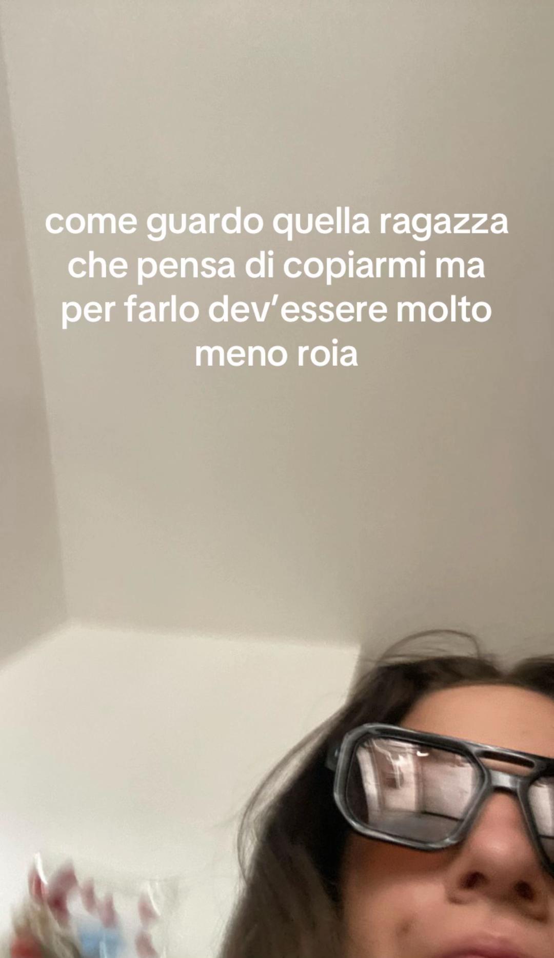 @ 𝑔𝒾𝓊𝓁𝒾𝒶
