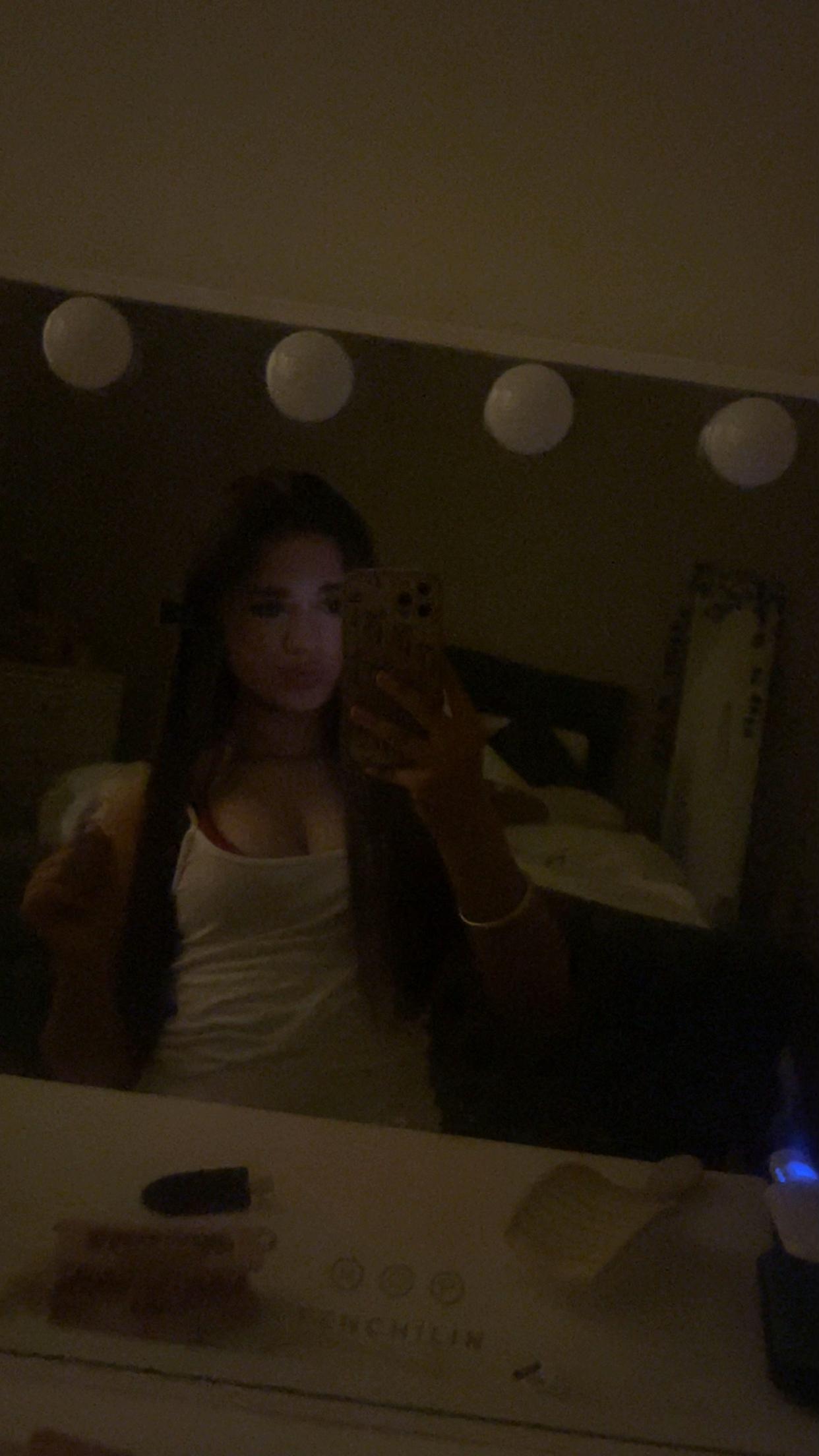 @𝓮𝓿𝓪𝒙𝒐𝒙𝒐