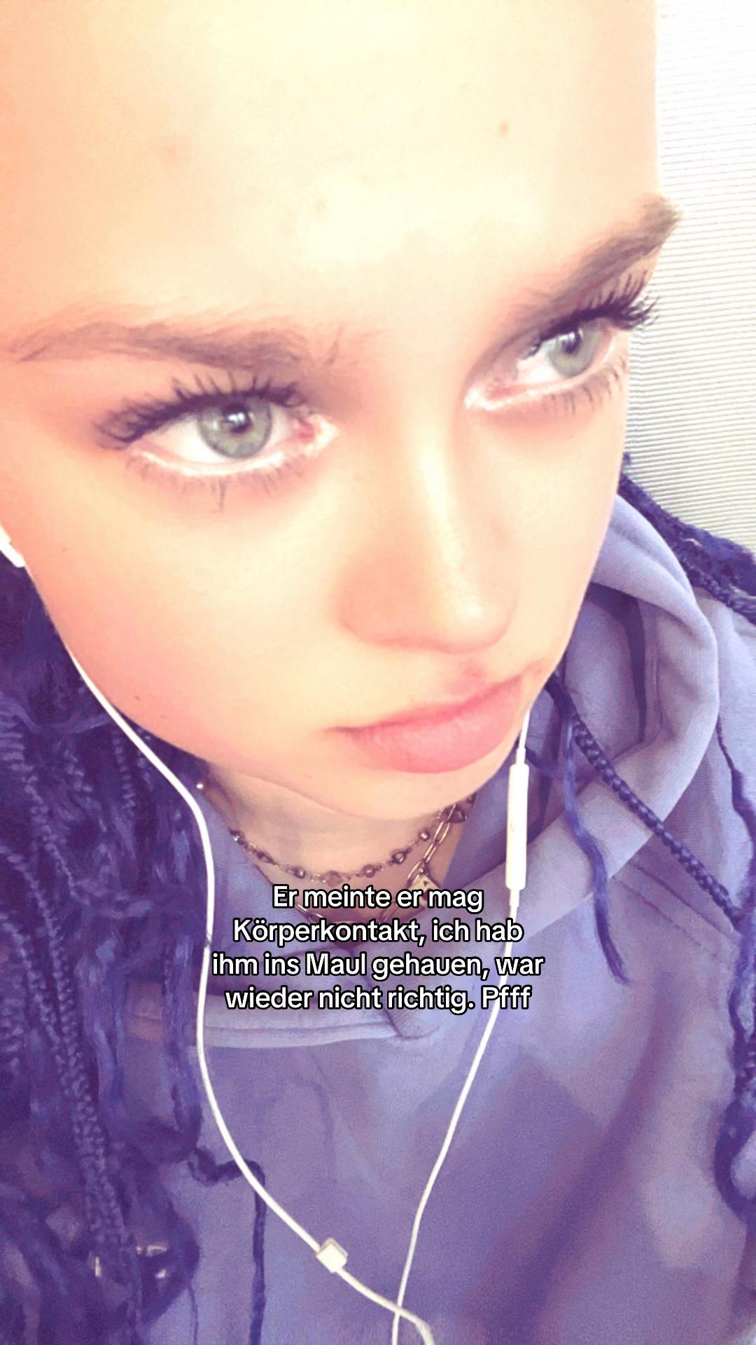 @aim&eacute;e mercedes 🪐