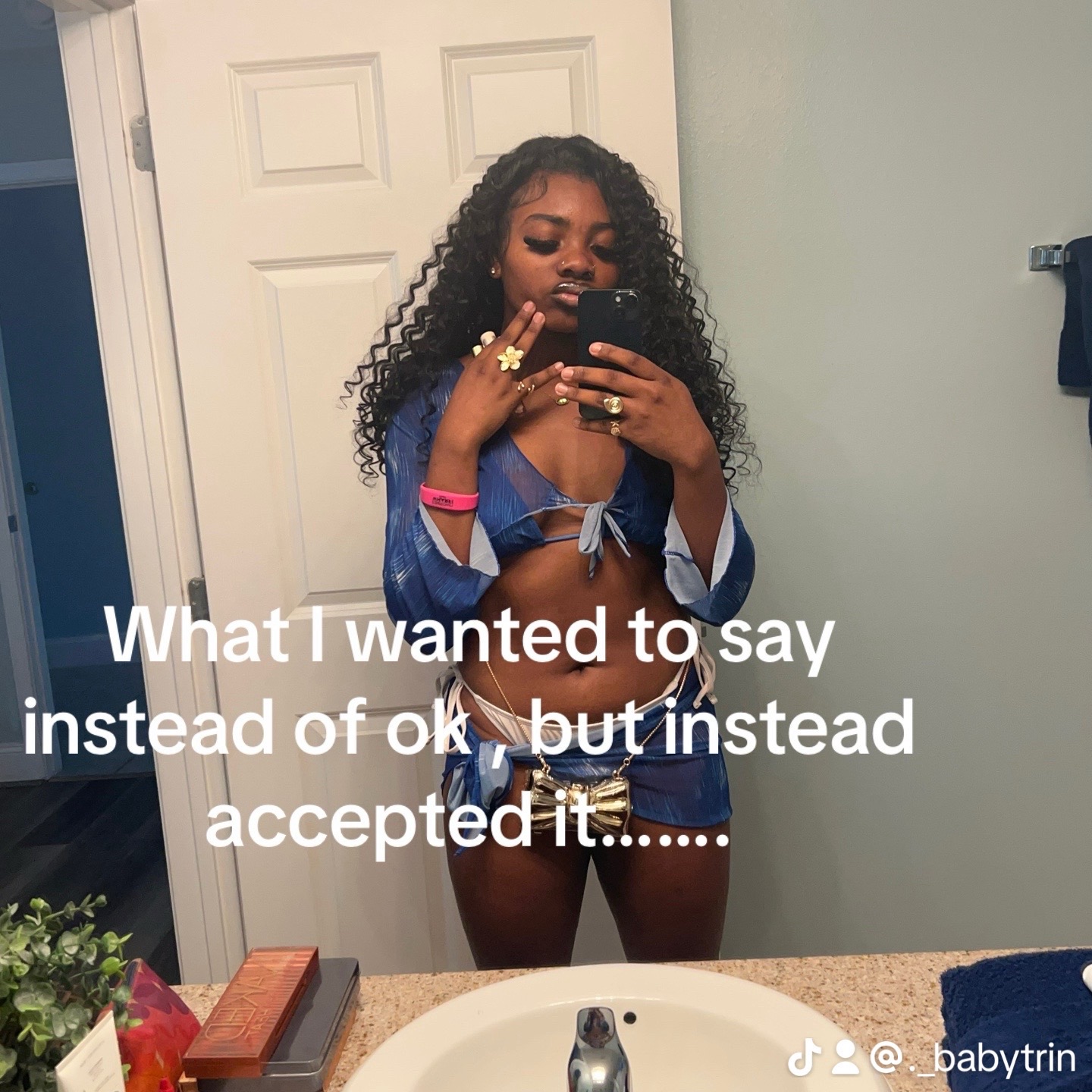 @Mrsss.trin💋