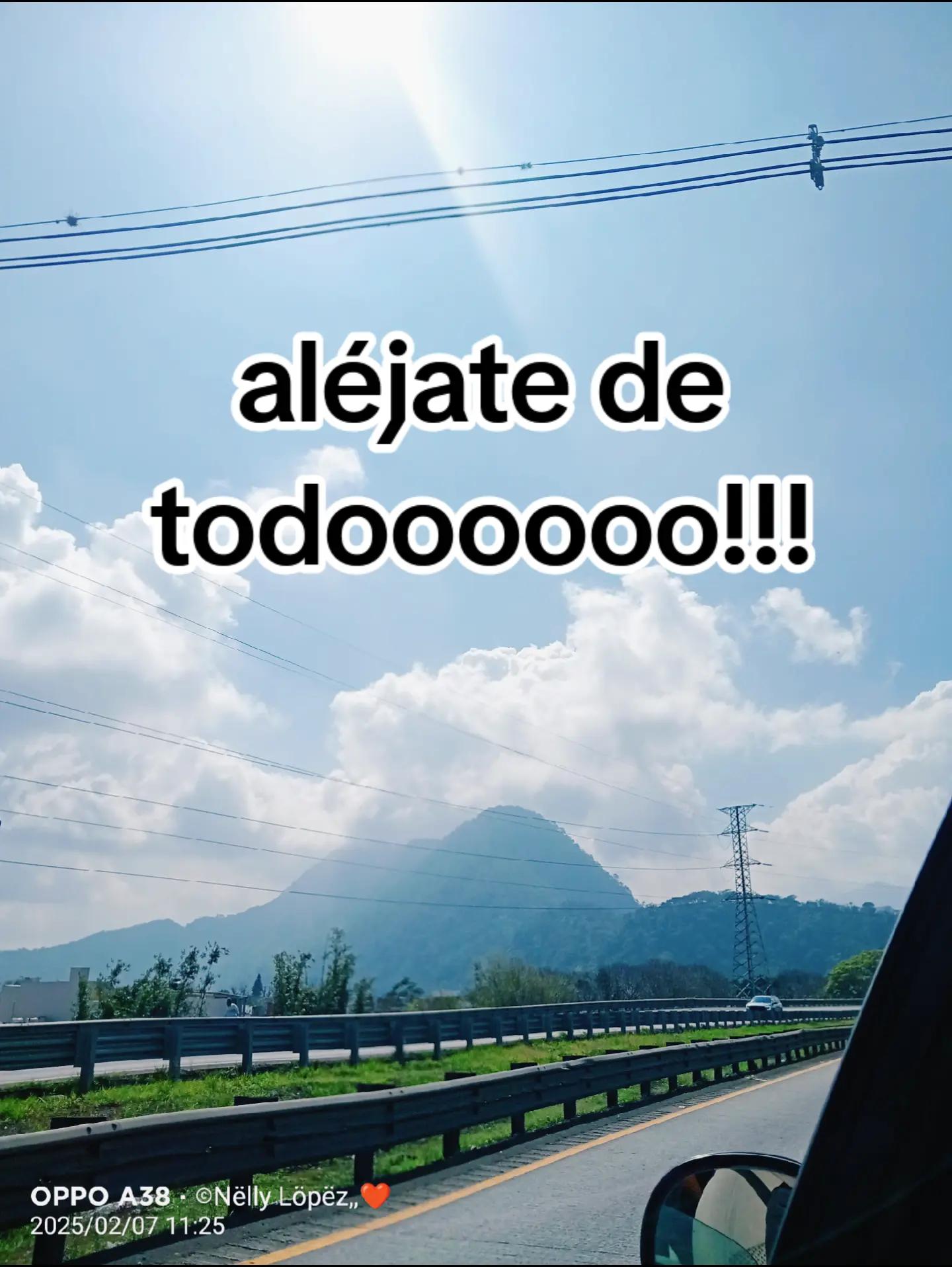 @Nêlly López