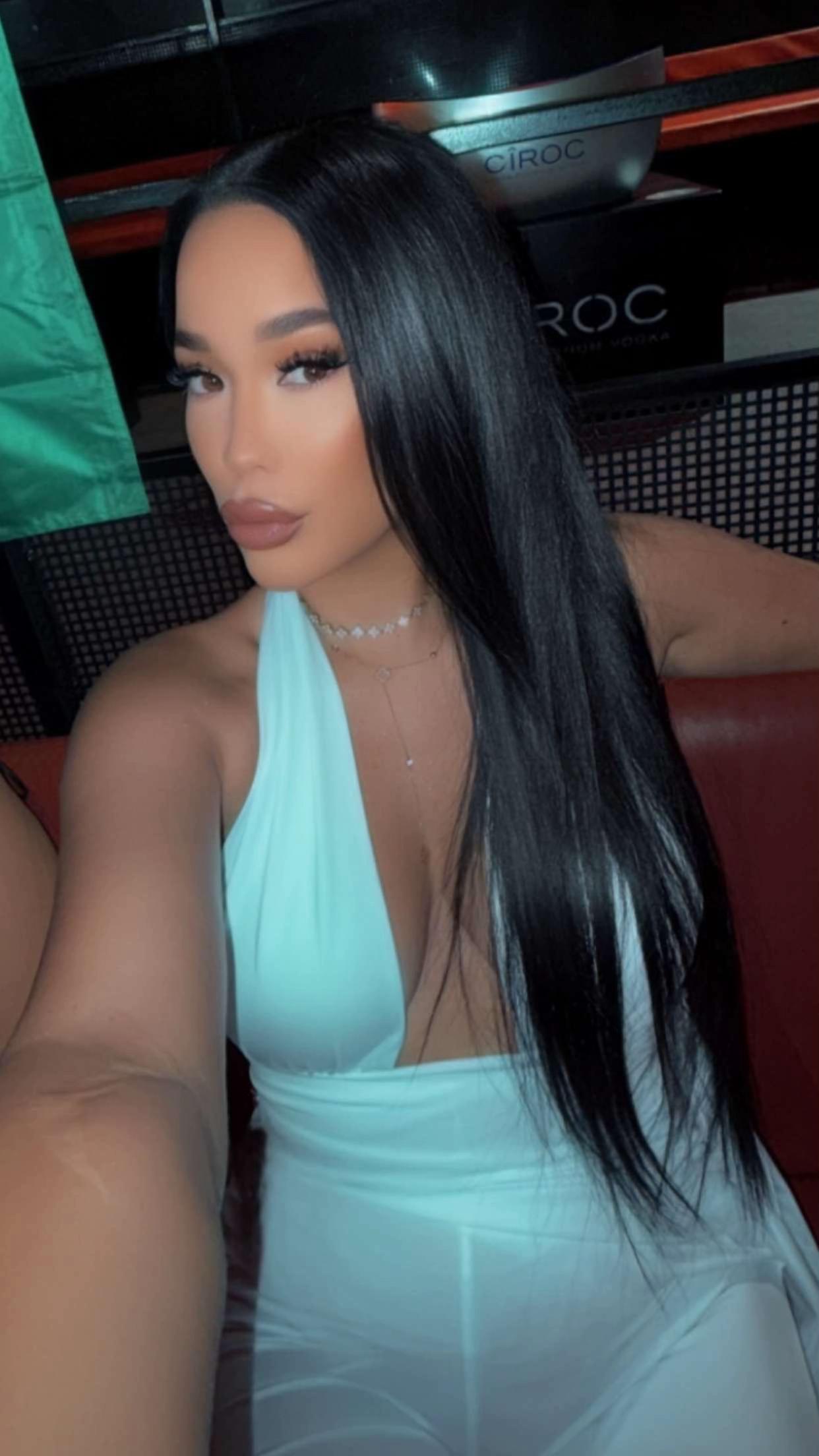 @Alexia 13 👑