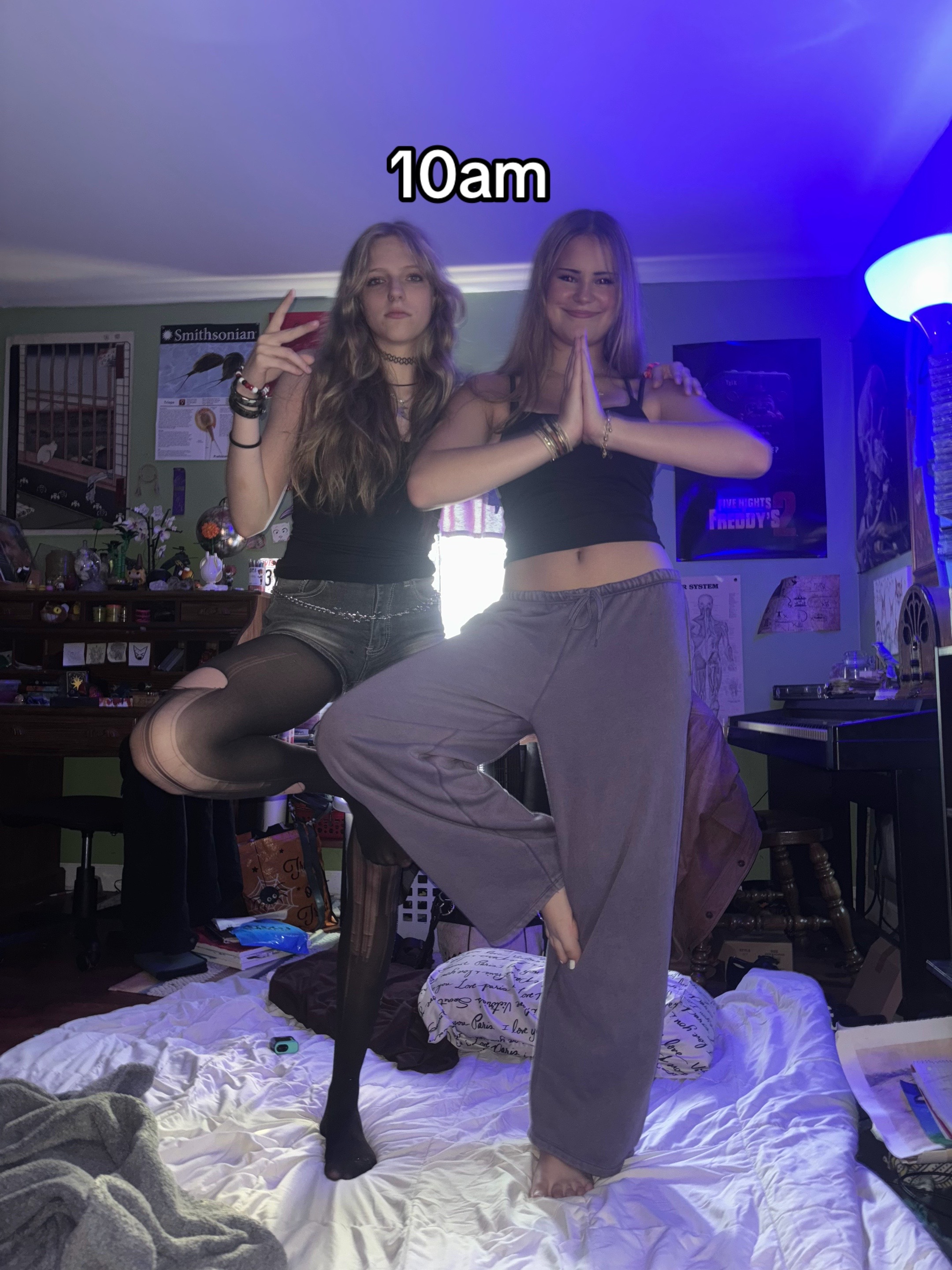 @ɐıΛ🧟♀️