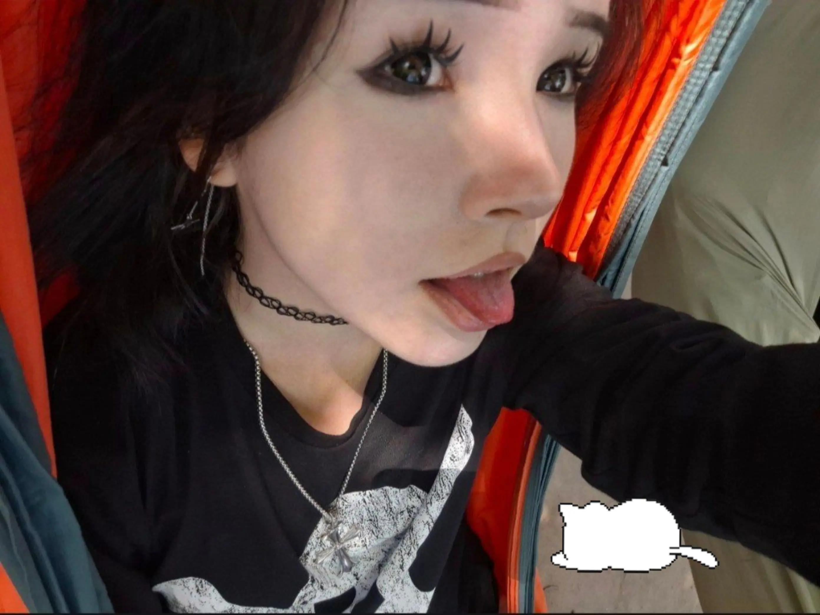@† эⲃⲧⲁⲏⲁⳅυя †