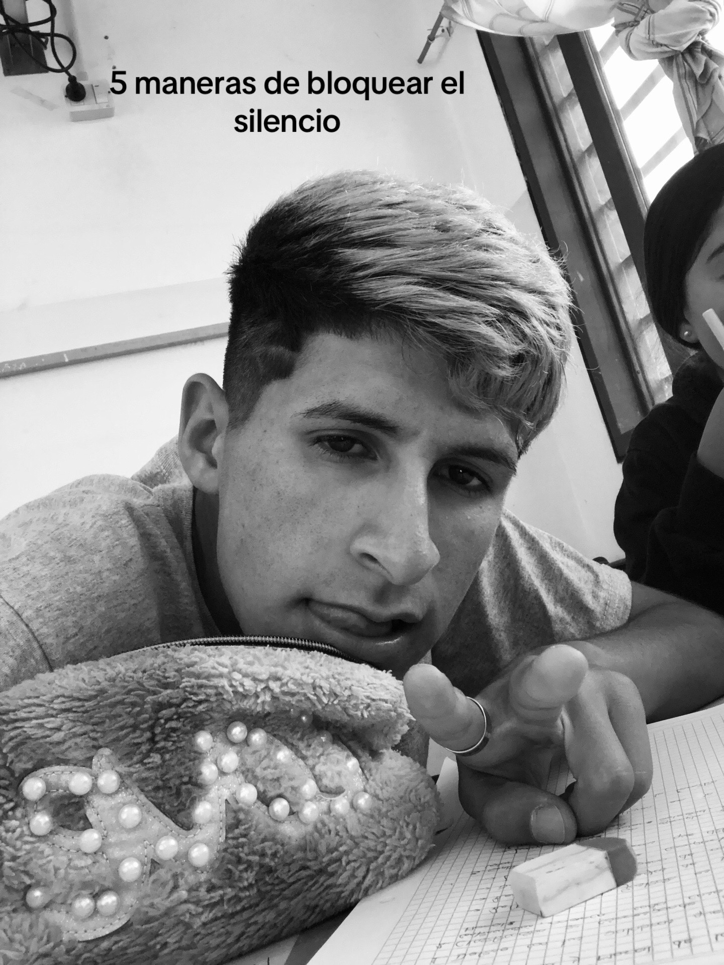 @maeeel__