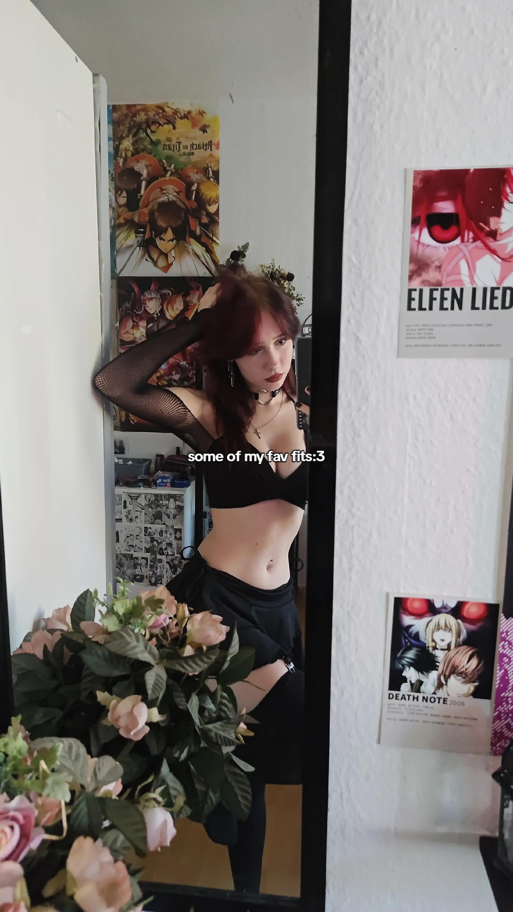 @<3