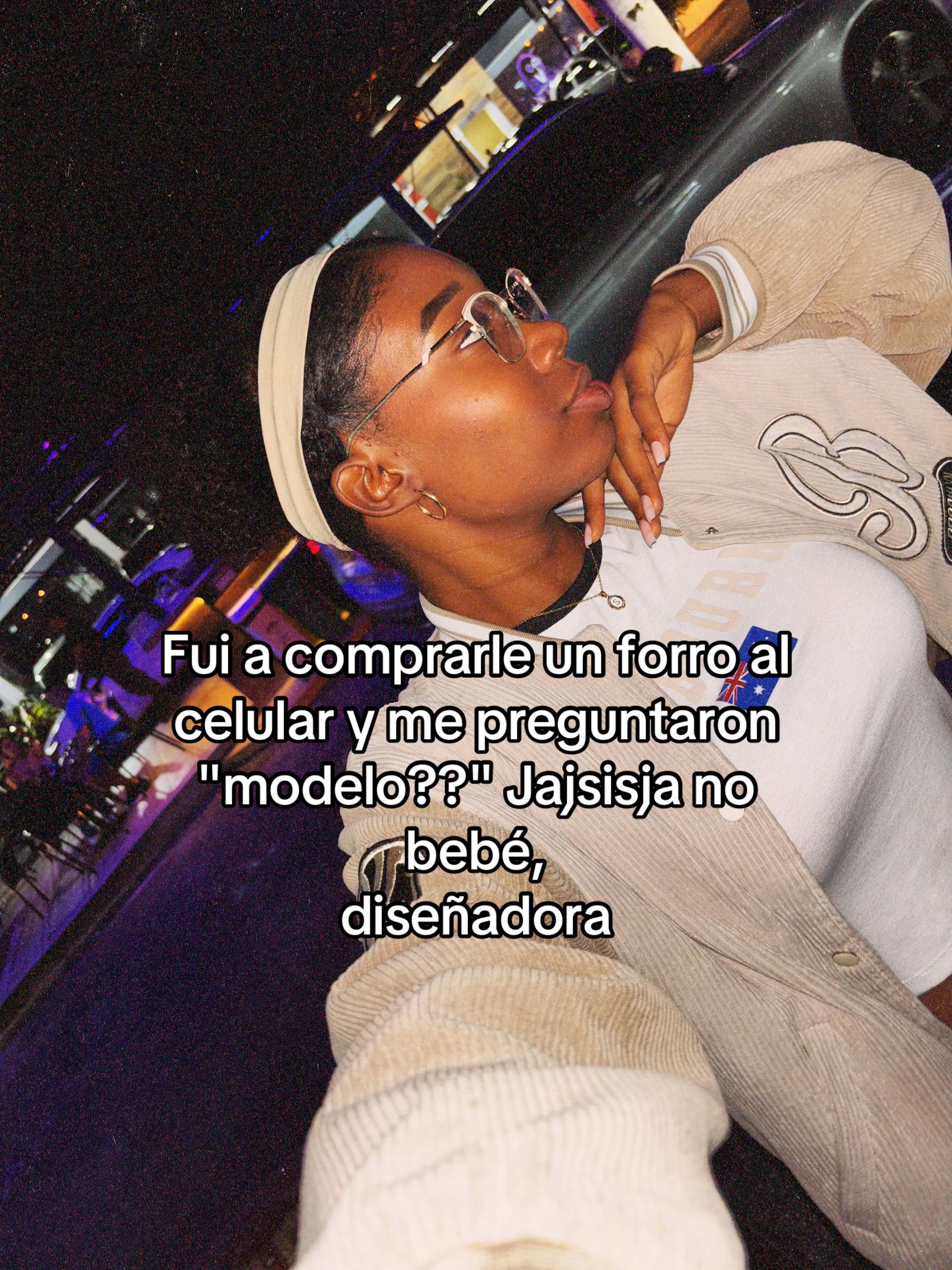 @𝒮ℴ𝒻𝒾𝒶 𝒞𝒶𝒾𝒸ℯ𝓇&hearts;