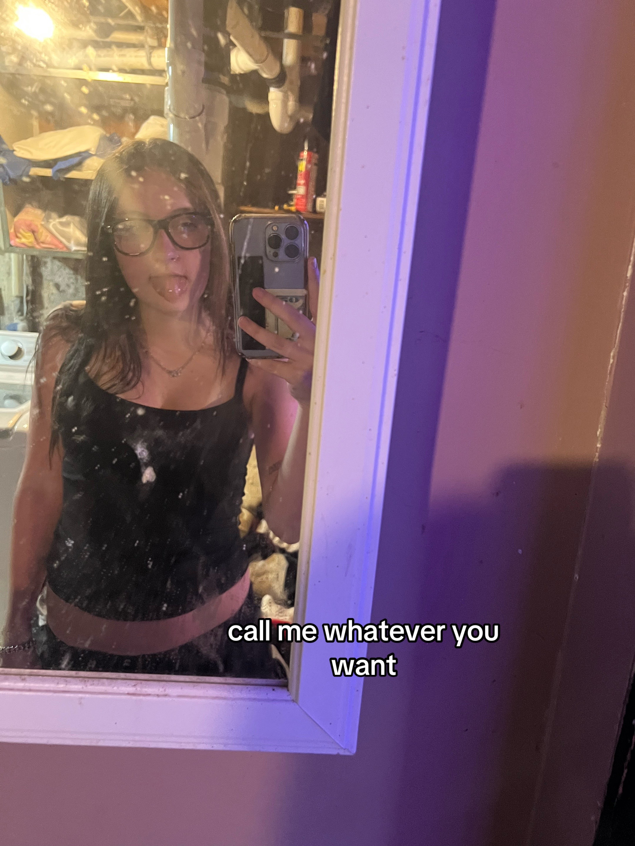 @️