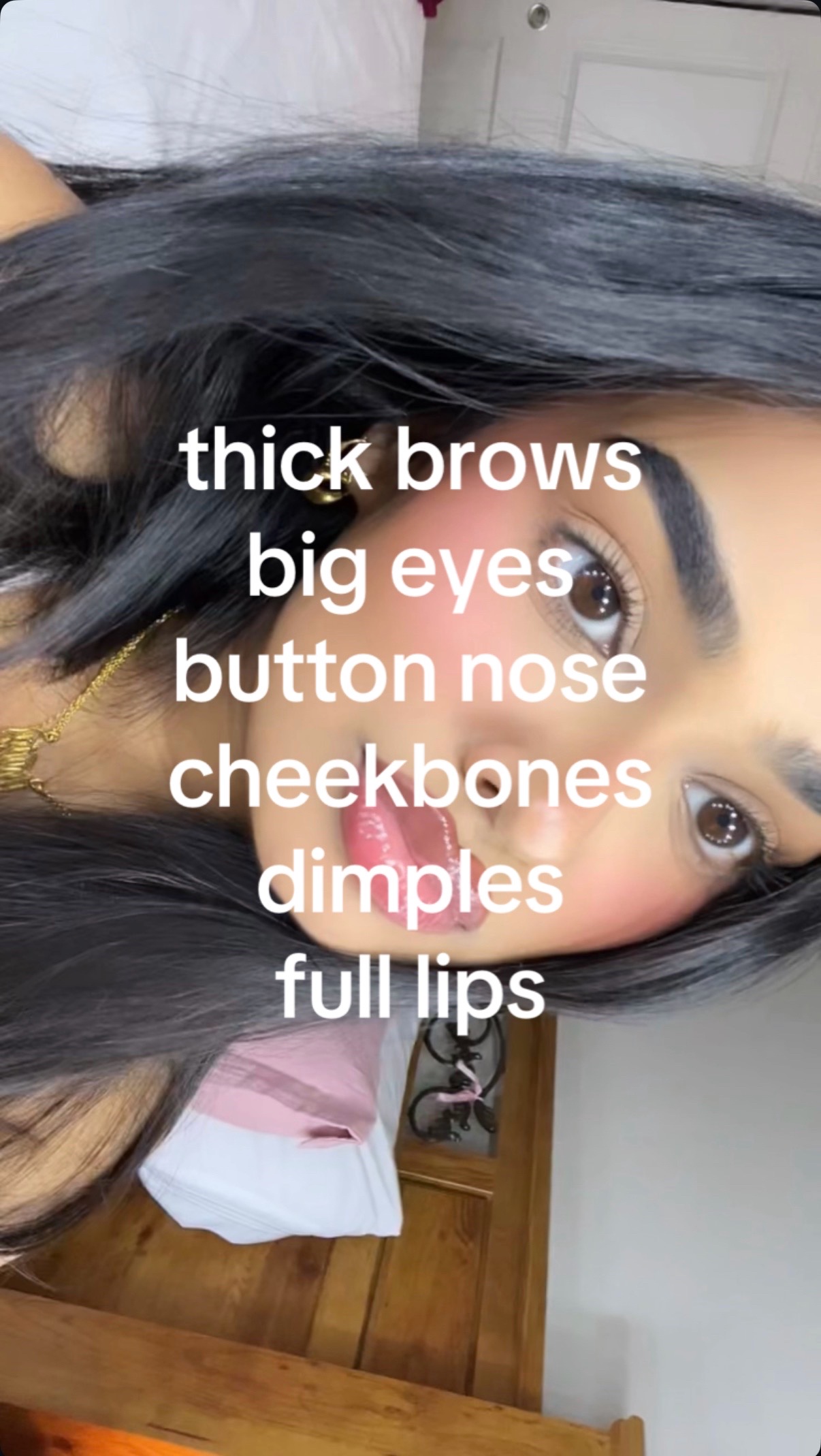 @anuubaee
